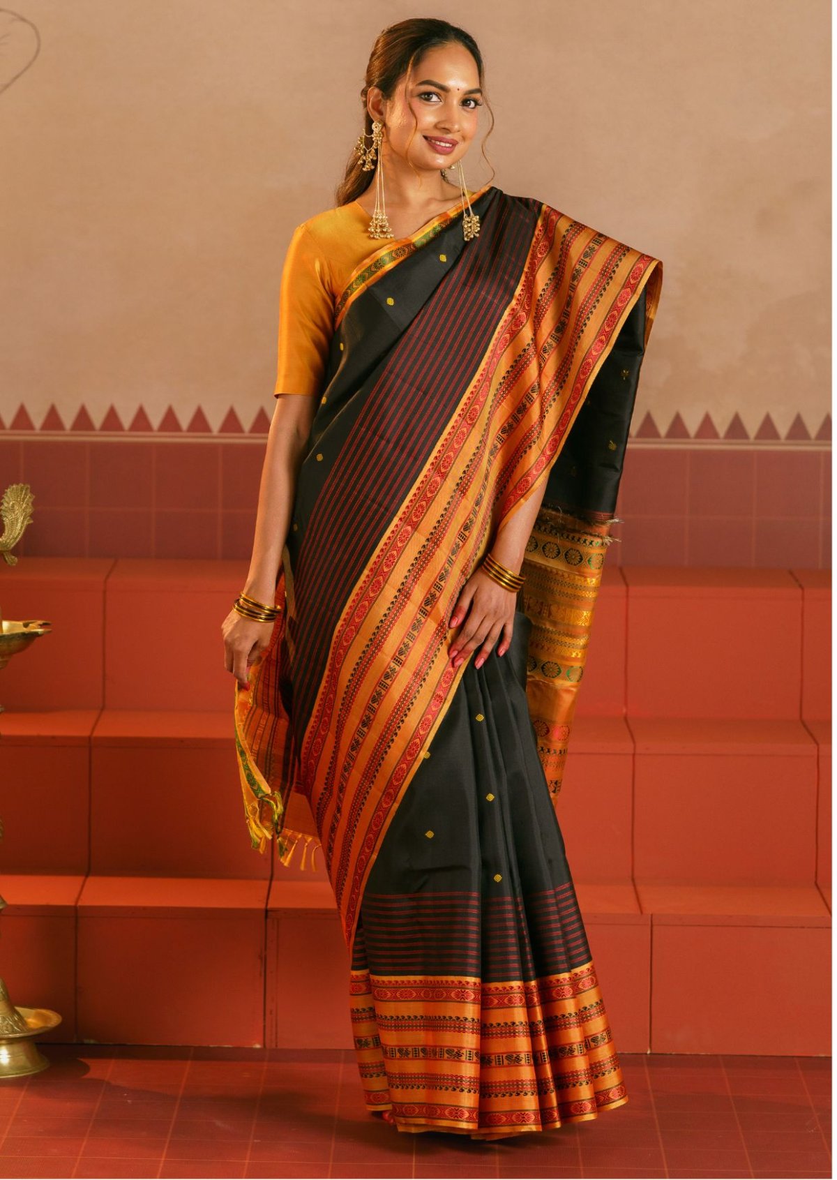 Kanjeevaram Pattu Pettu (No Zari)
