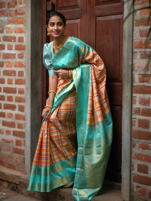 Handwoven Checked Kanjeevaram Silk Saree With Blue Border