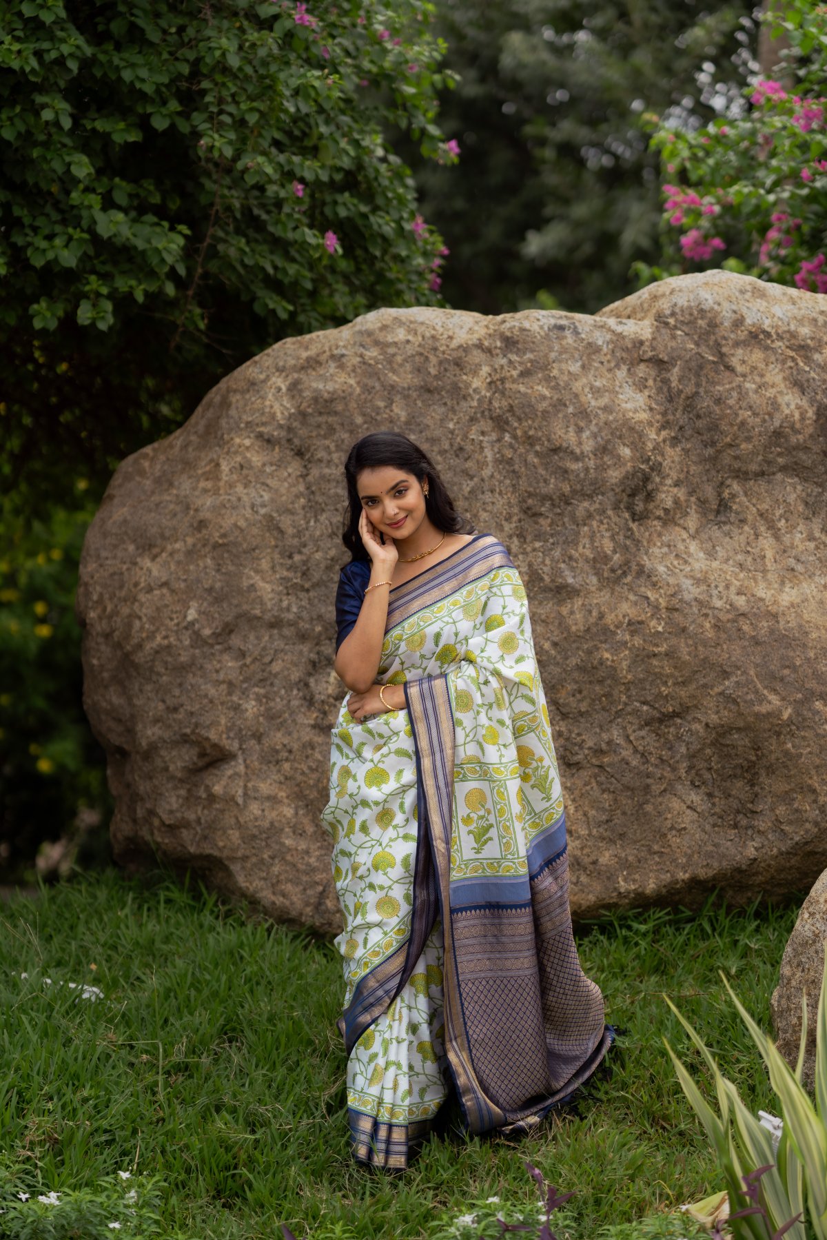 Pure Kanjivaram Handloom Soft Silk saree w/ Zari checks. Comes with Contrast Dark Blue Zari Pallu and Dark Blue Blouse (stitched). Fall Peco done. main image 1