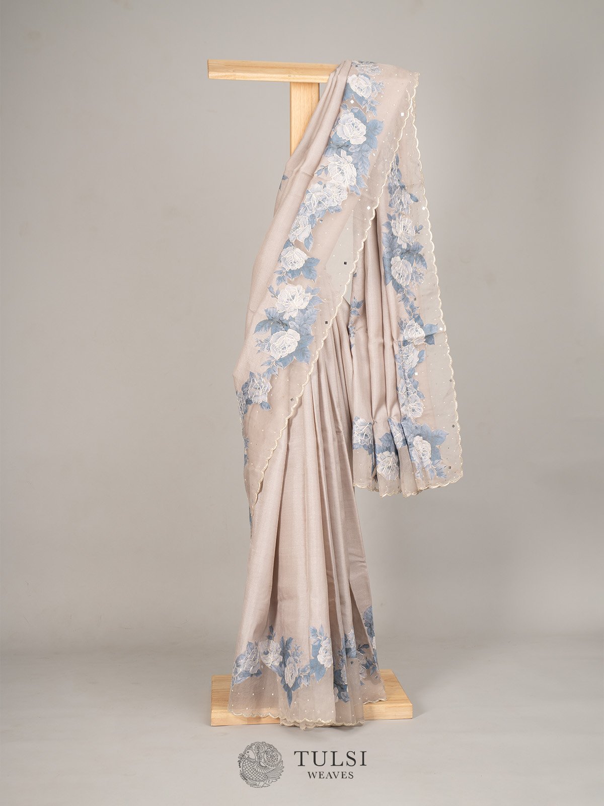 Women's Tussar Silk Grey Printed Designer Saree With Blouse Piece