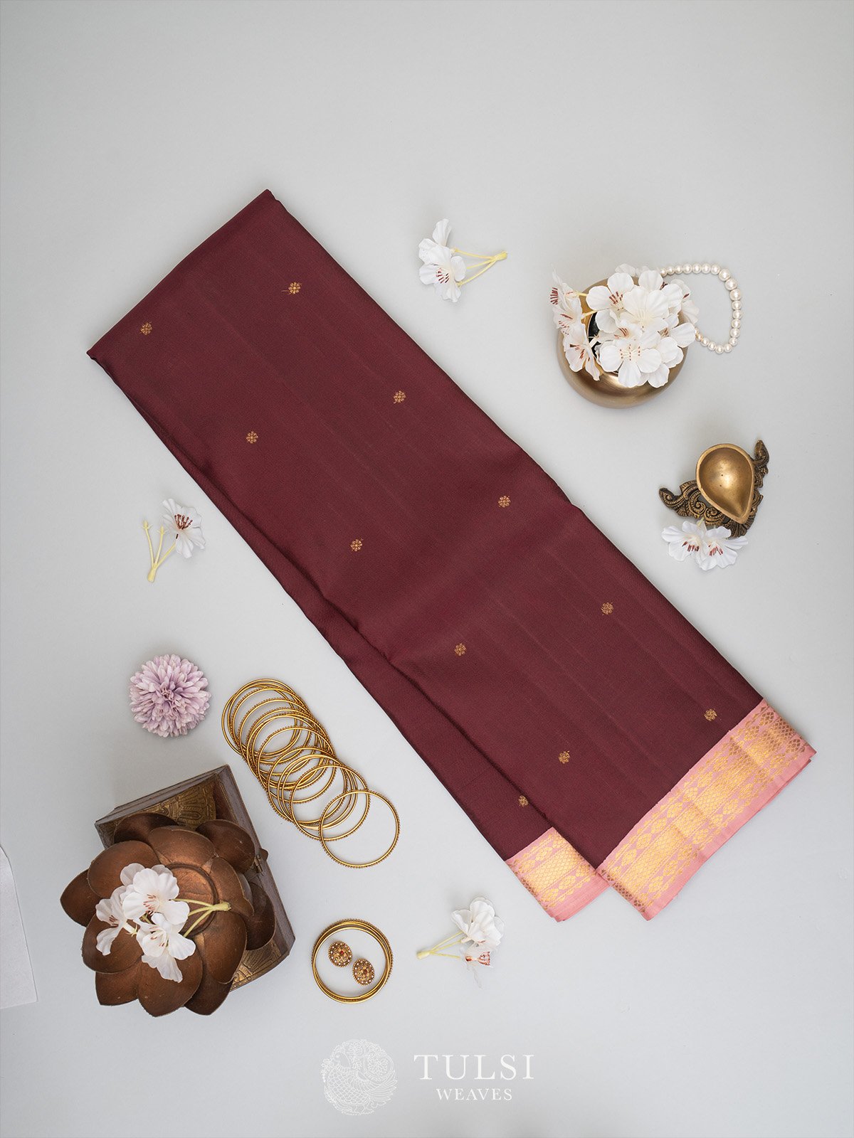 Brown - Thread Buti Cotton Kanchipuram Saree with Border 18