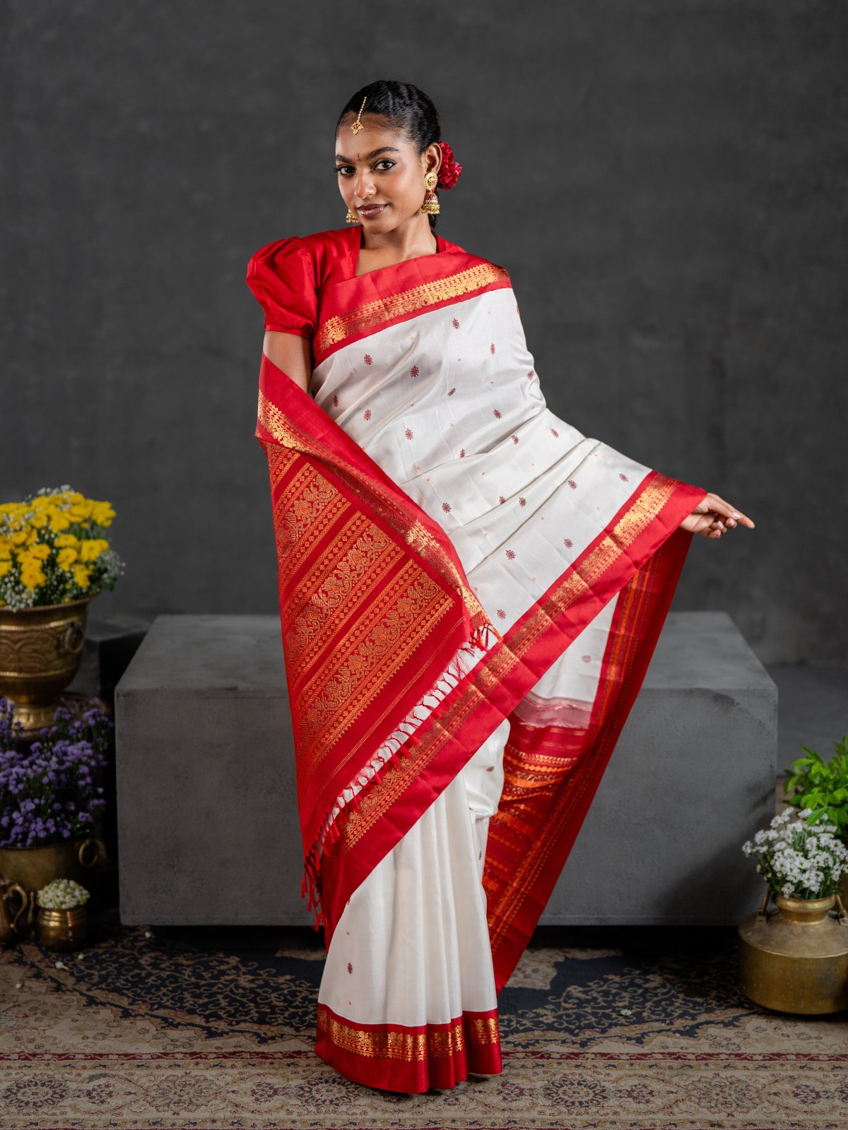 Crafted 40 - White Kanjeevaram Silk Saree With Red Border