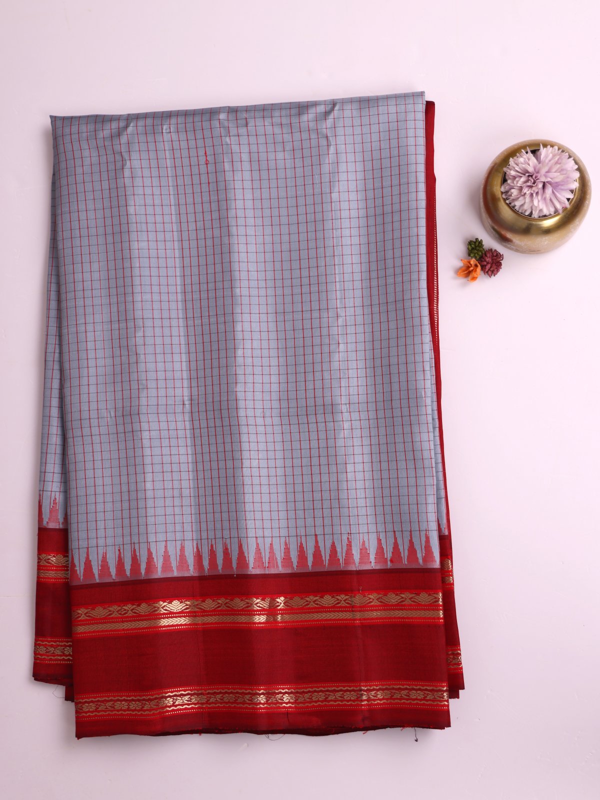 Grey Checked Gadwal Silk Saree With Maroon Border