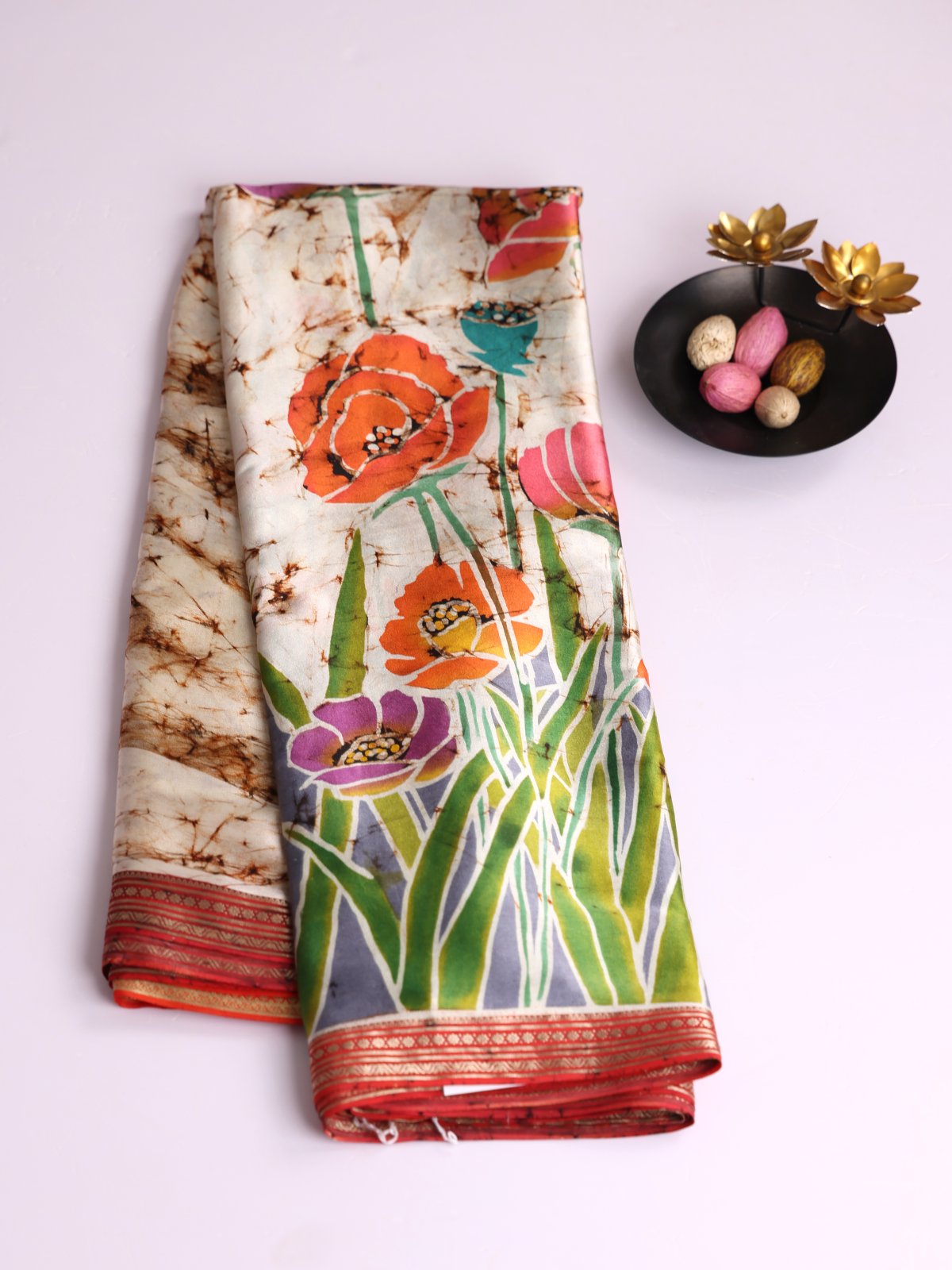 Cream Batik Printed Satin Silk Saree With Red Zari Border