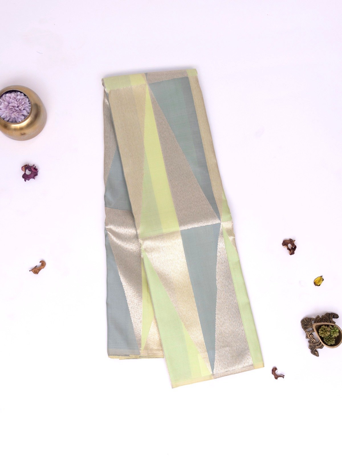 Multi Color Ettukol Kanjeevaram Silk Saree 