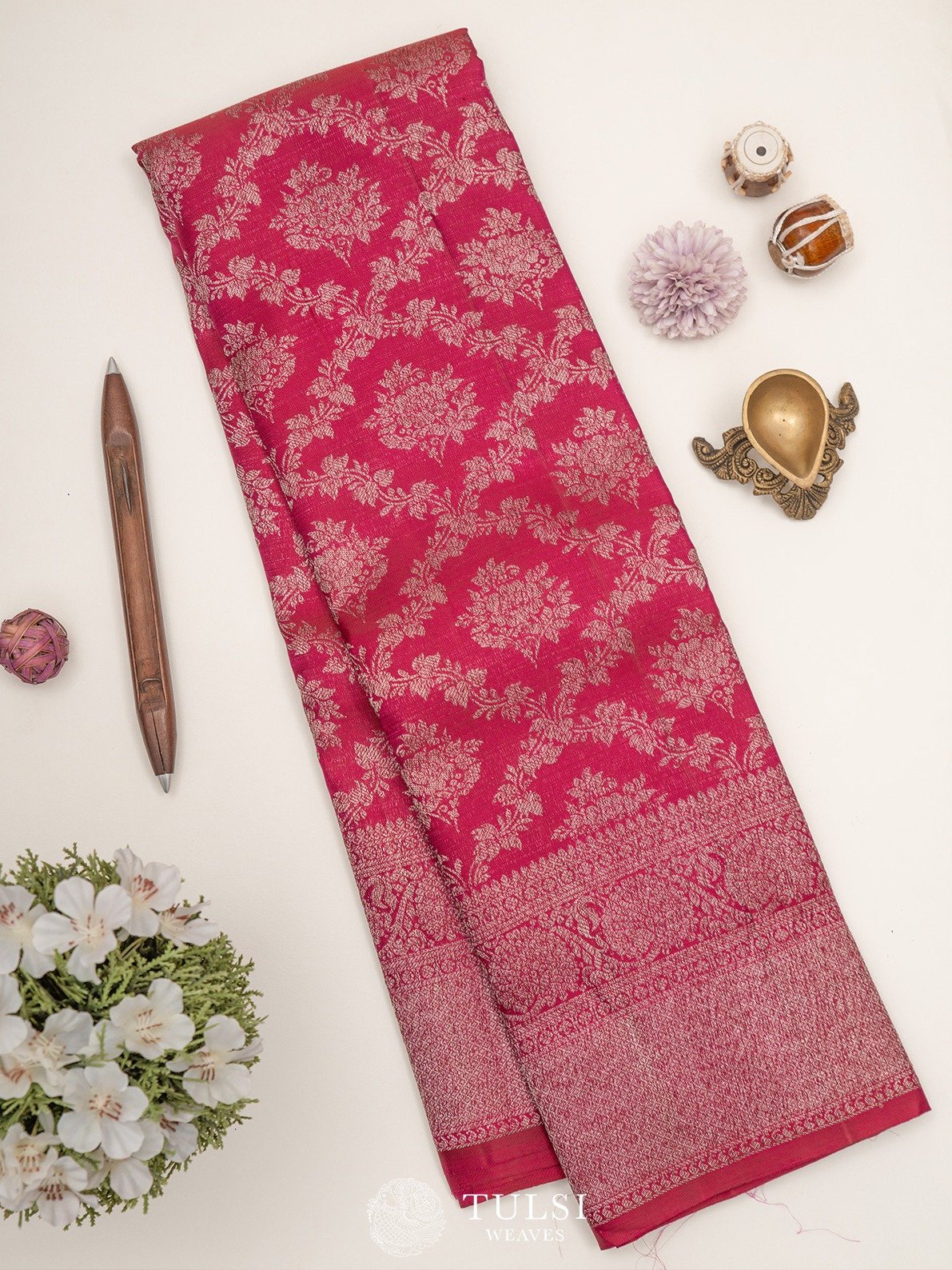 Reddish Pink Kanjeevaram Silk Saree With Antique Zari