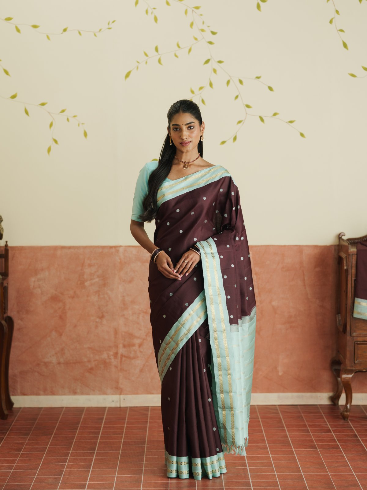 Vintage 88 - Dark Brown Kanjeevaram Silk Saree With Greyish Blue Border