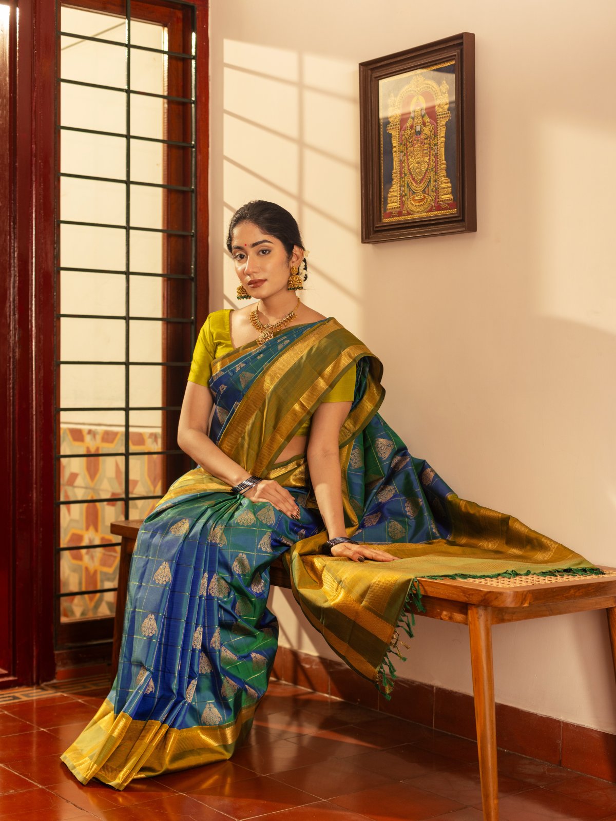 Mayil Kazhuthu Checked Kanjeevaram Silk Saree with Korvai Border 