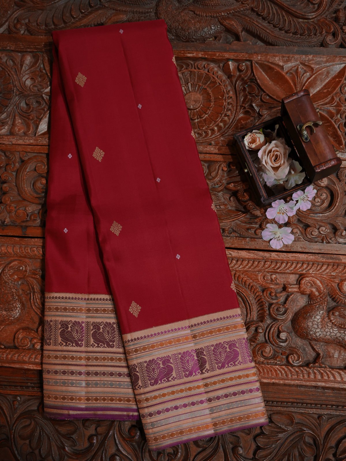 Dark Red Kanjeevaram Pattu Pettu Silk Saree
