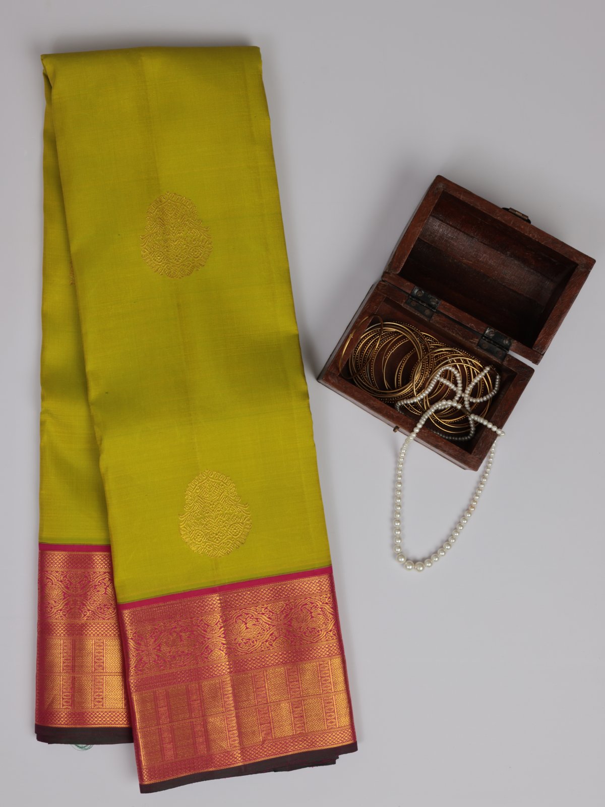 Yellowish Green Kanjeevaram Silk Saree 