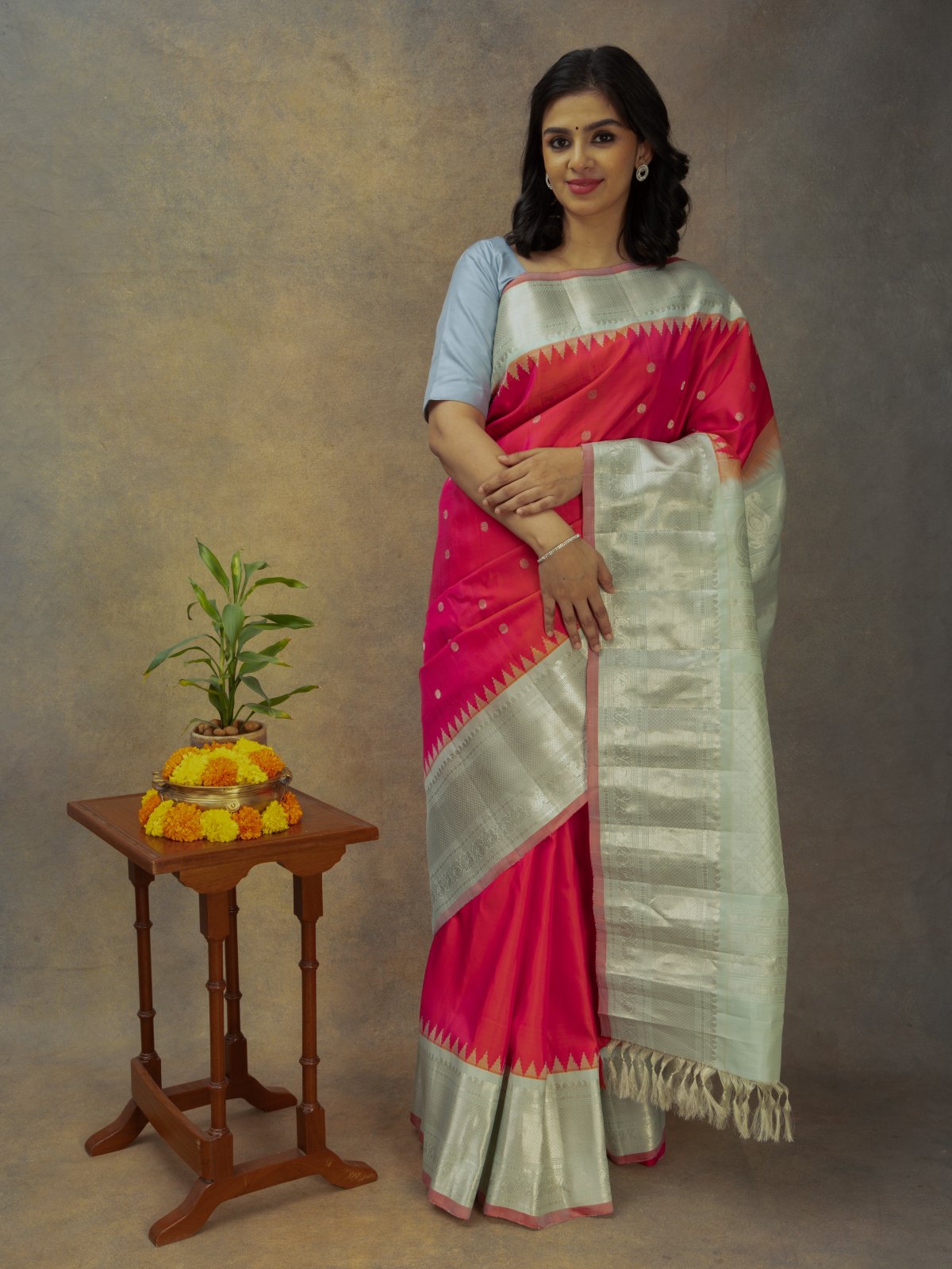 Ash Silver with Contrast Pink Border | Tissue Linen Saree | KIHUMS Sar –  kihums clothing