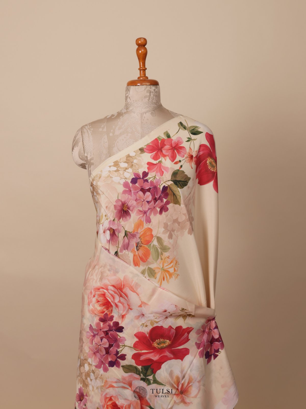Off White Floral Printed Crepe Silk Saree