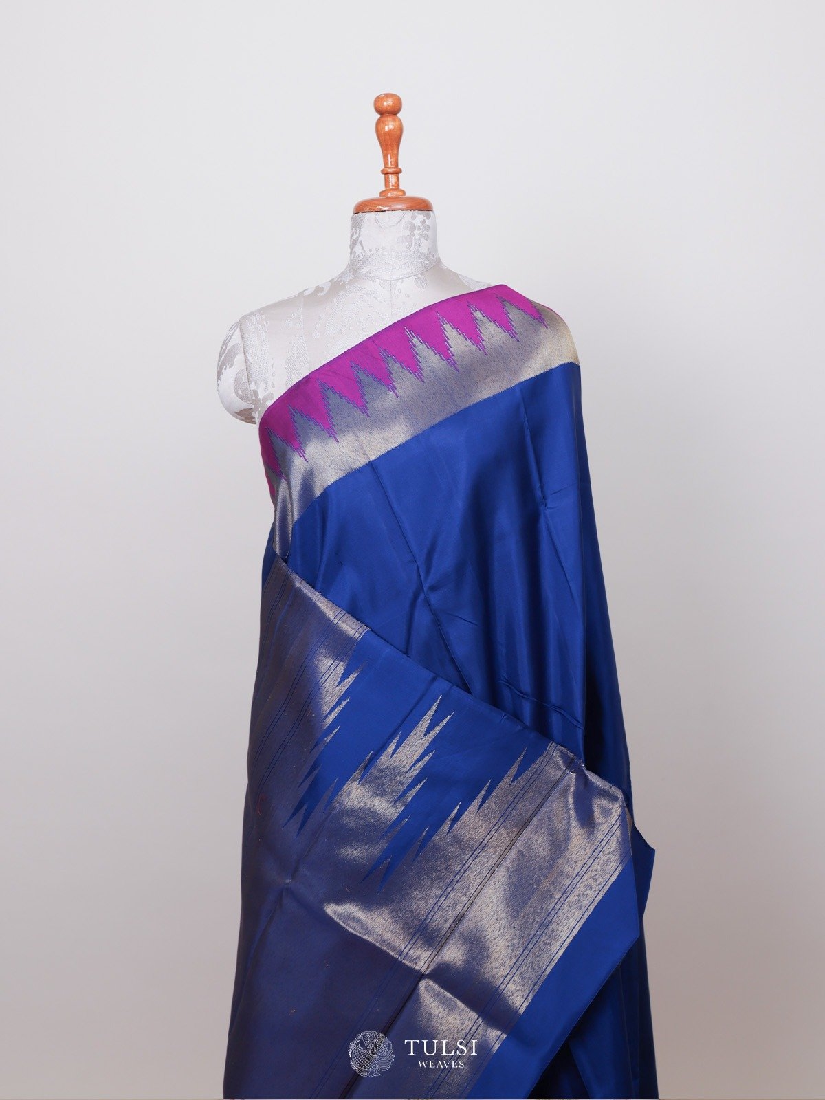 Dark Blue Kanjeevaram Silk Saree With Bavanchi Border
