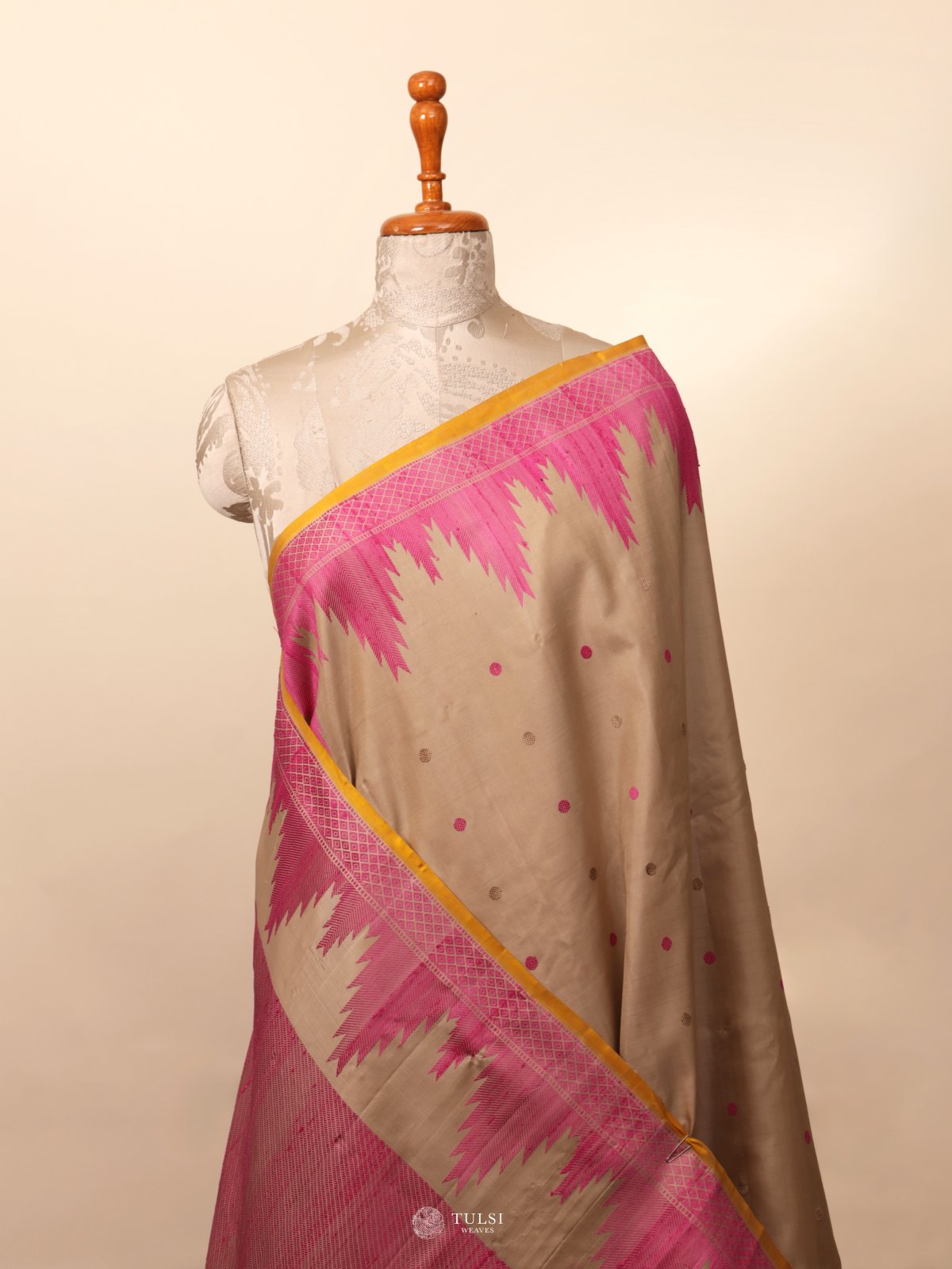 Beige Gadwal with Pink Border Silk Saree