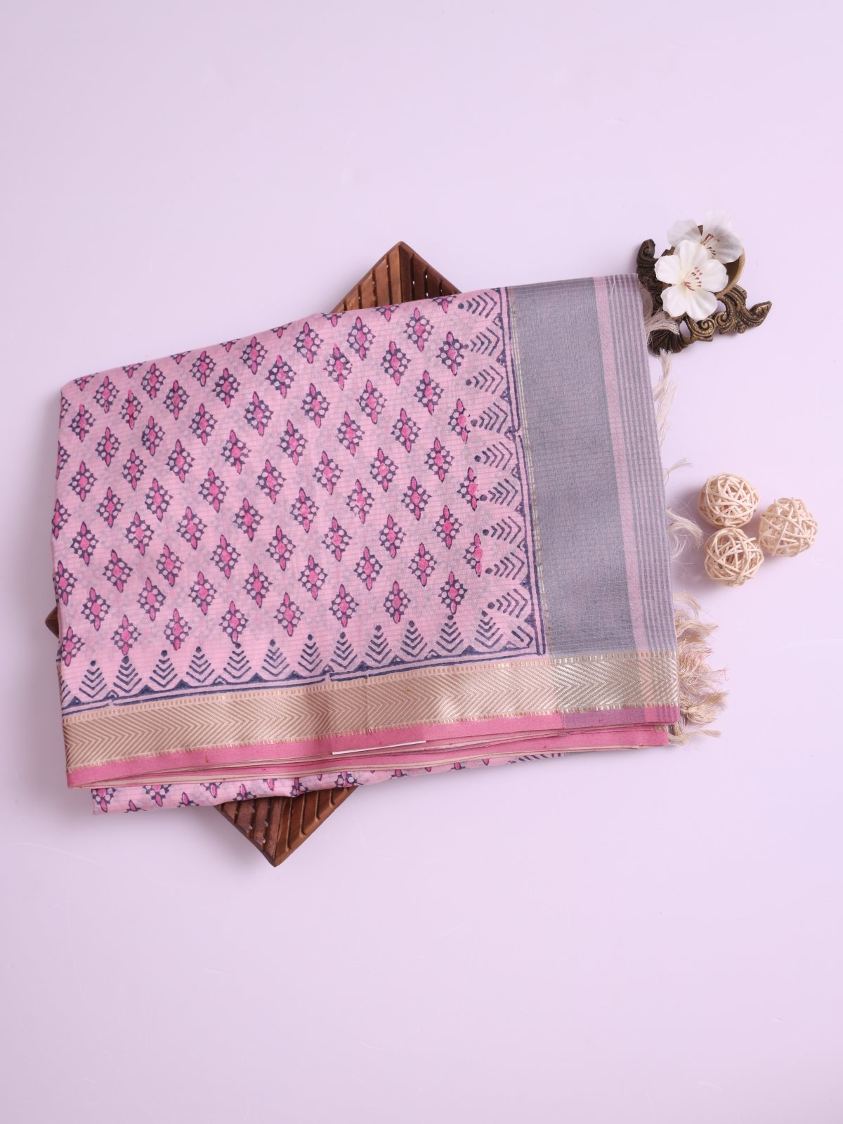 Baby Pink Maheshwari Cotton Saree