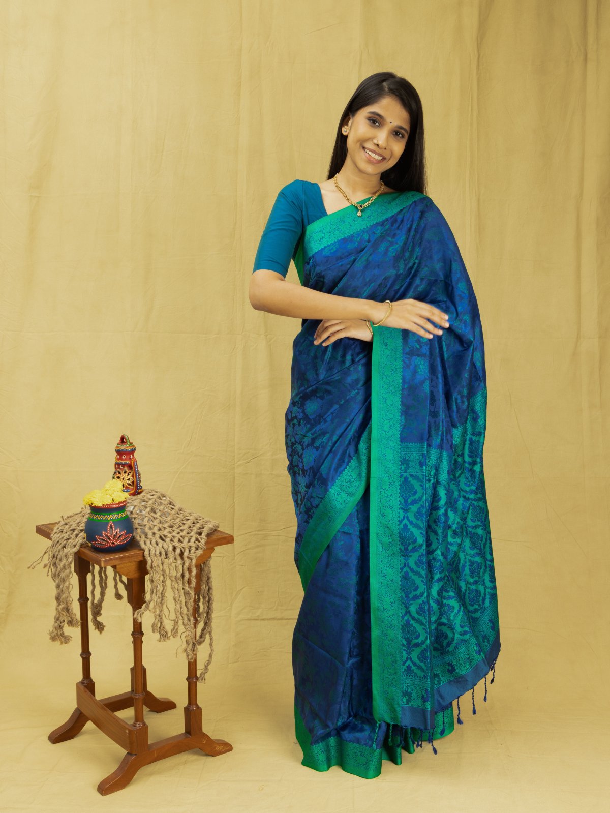 Tanchoi Silk Saree | Jamawar Silk Saree | ah210760