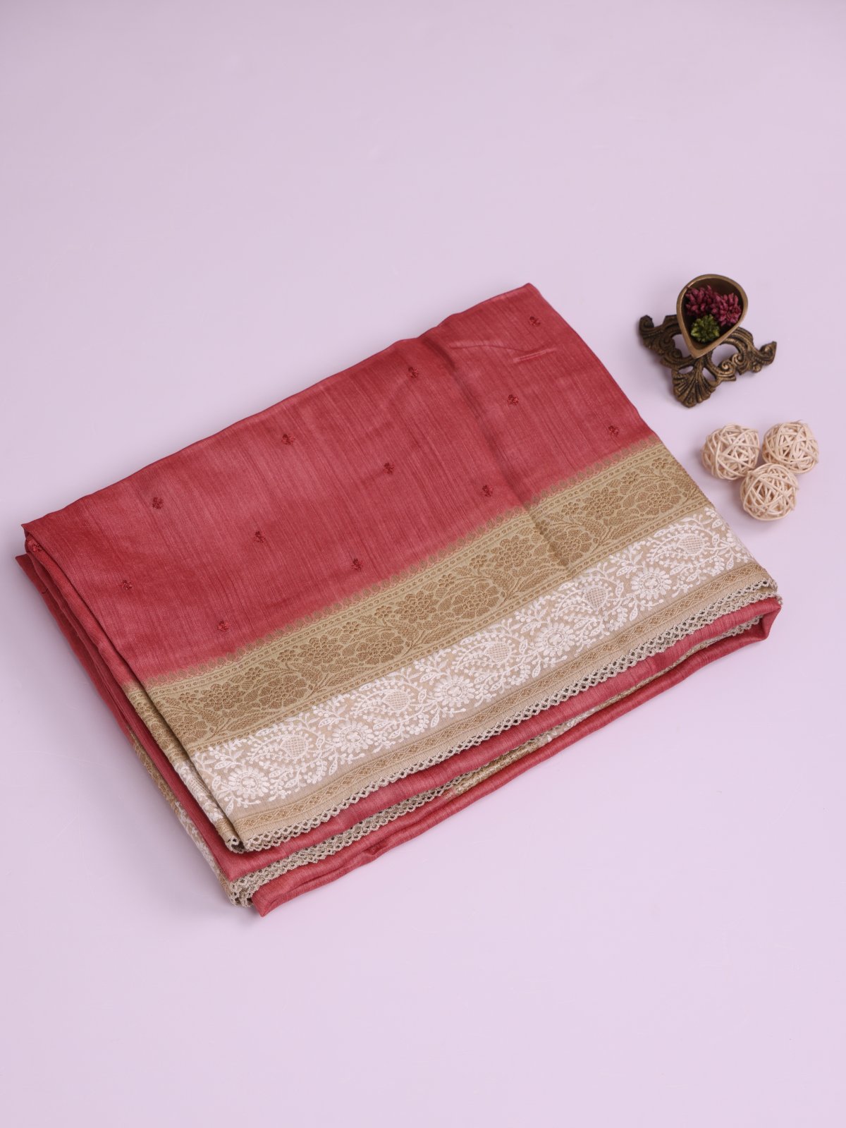 Peachy Pink Munga Silk Saree With Cream Embroidered Border