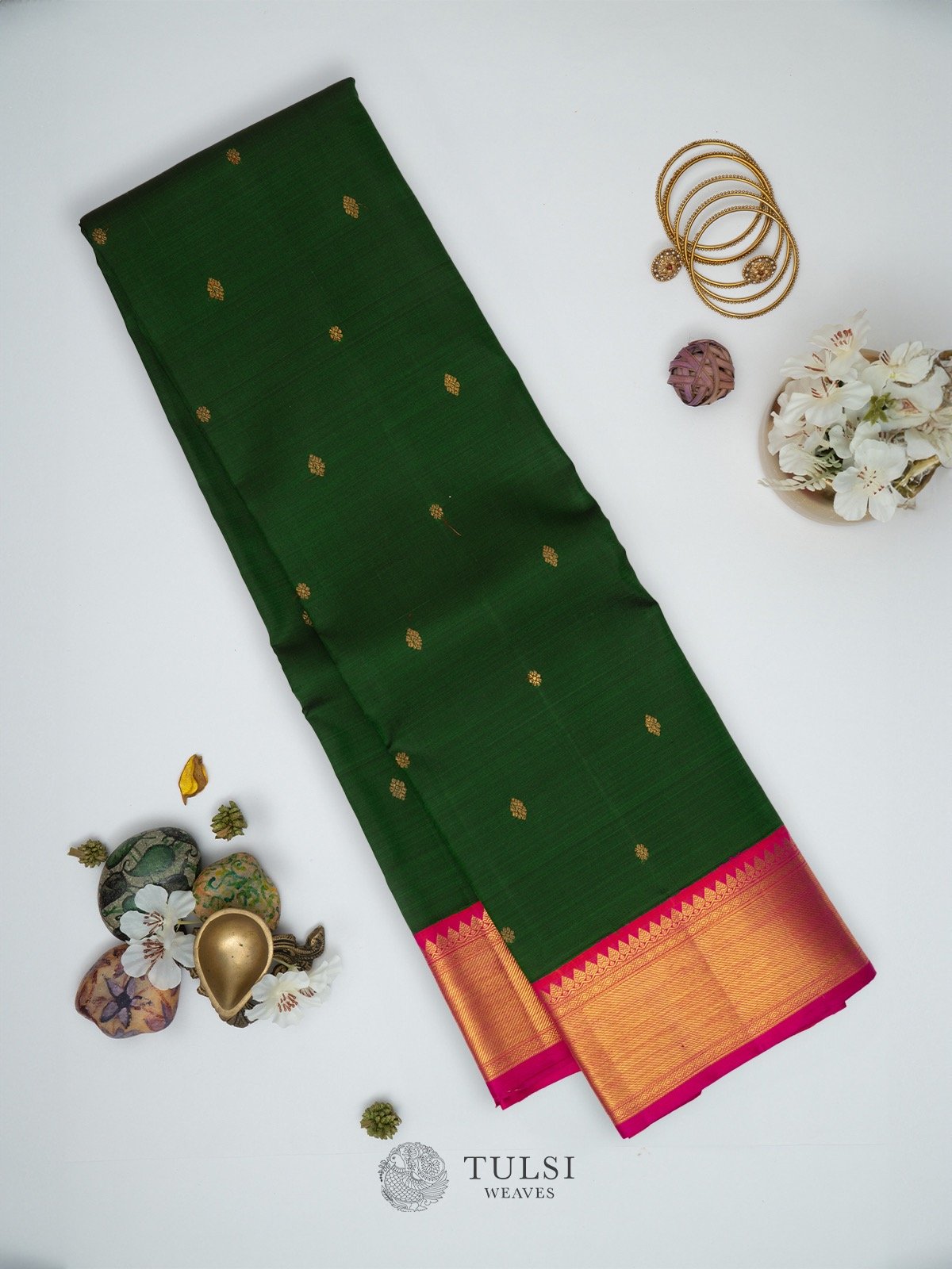 Bottle Green Kanchipuram Silk Saree with Pink border