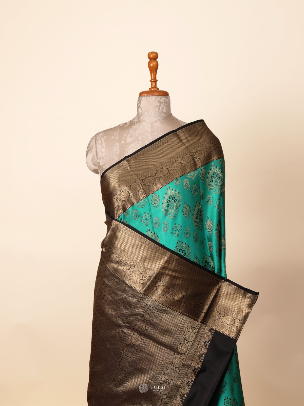 Jade Green Tanchoi Silk Saree