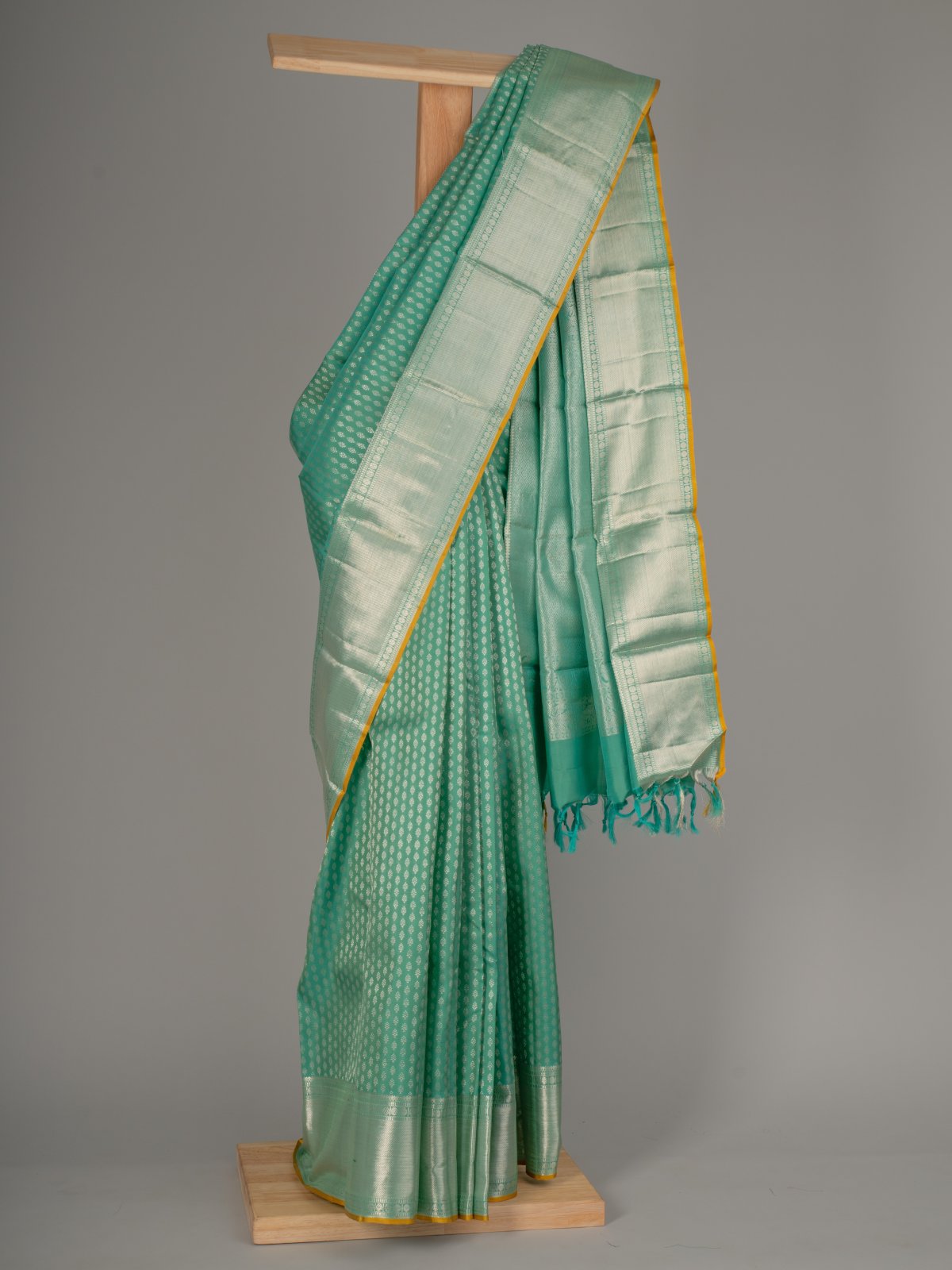 Kanjeevaram Silk Saree Black In Colour main image 1