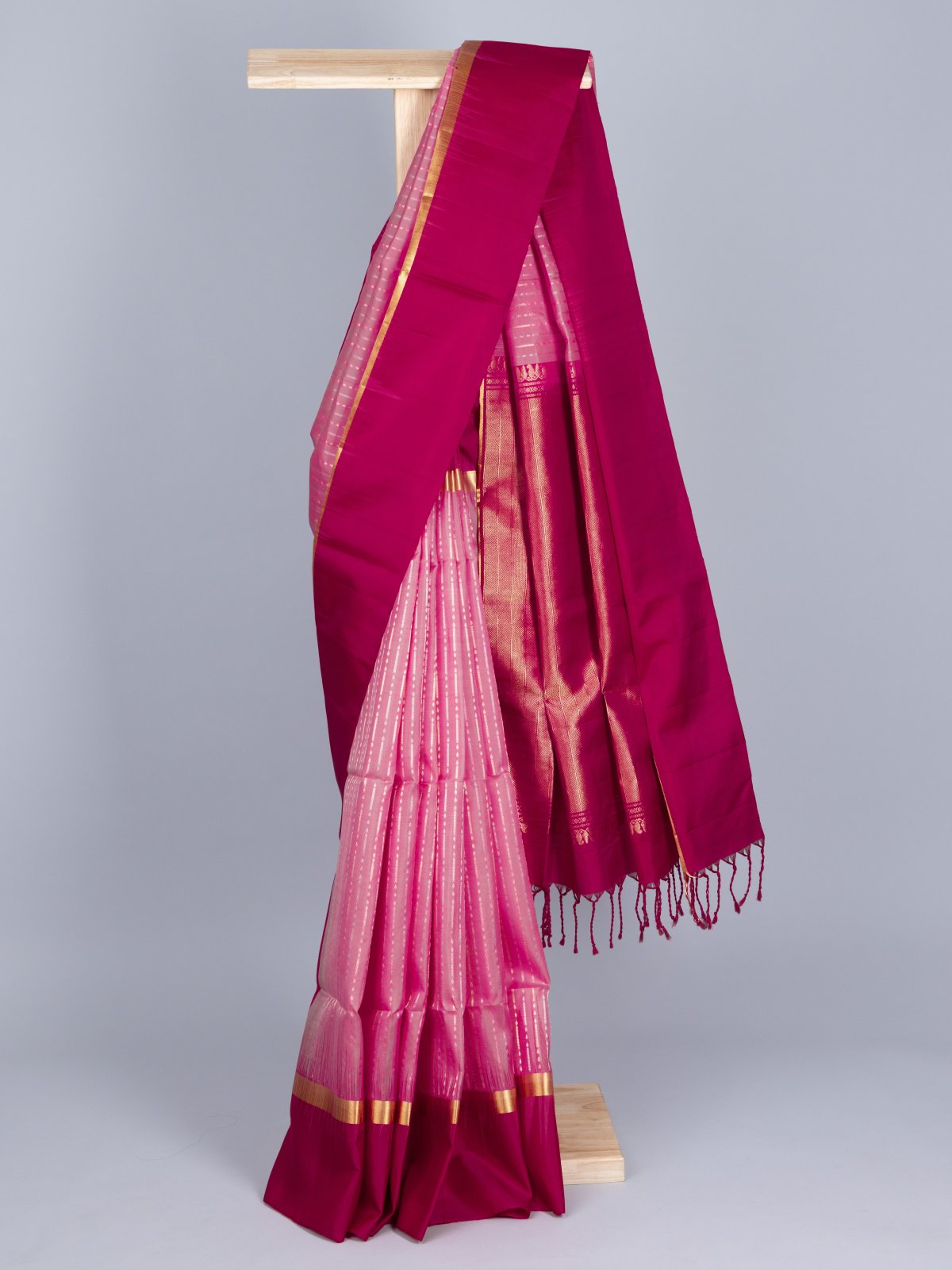 Light Pink Soft Silk Saree With Pink Border