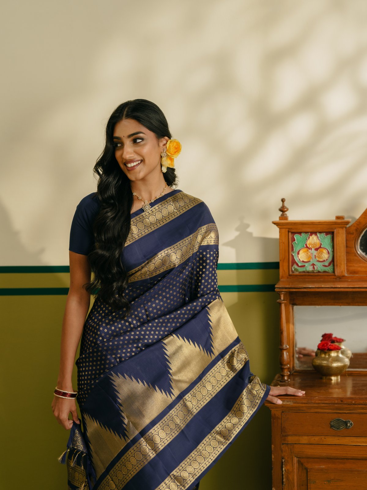 Vintage 36 - Navy Blue Thazhampoo Temple Kanjeevaram Silk Saree