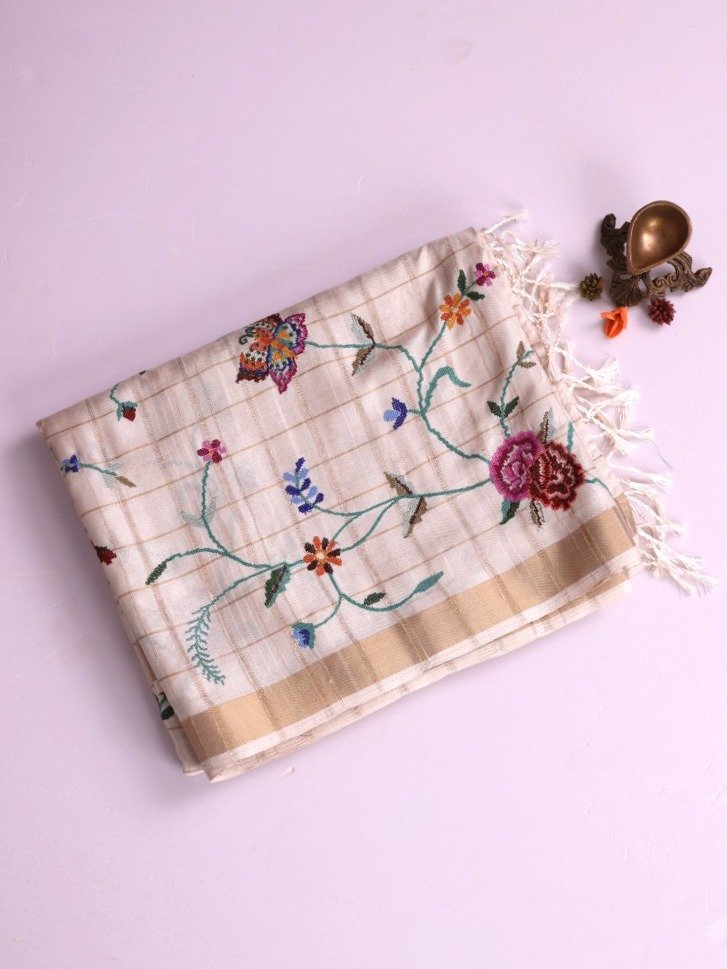 Off-White Zari Checked Semi Tussar Silk Saree With Cross-Stitch Embroidery