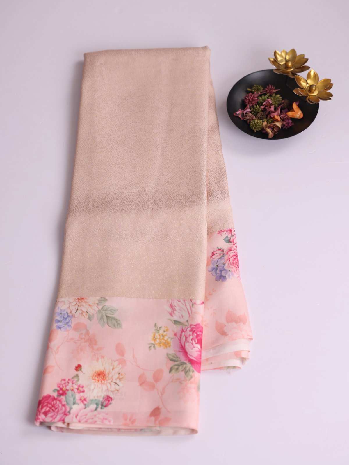 Light Peach Brocade Kanjeevaram Silk Saree With Printed Border