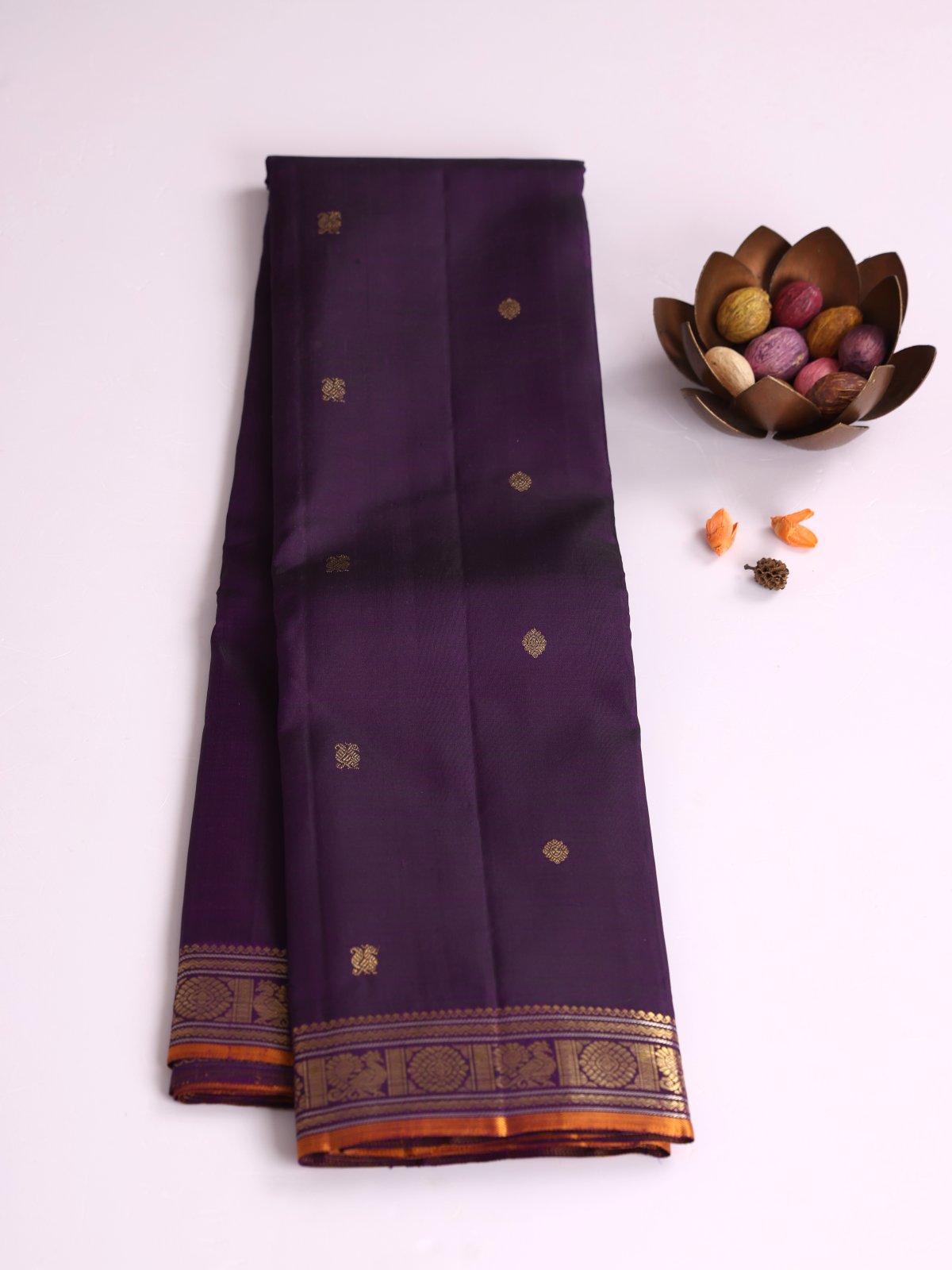 Nagapazham Kanjeevaram Silk Saree With Zari Border