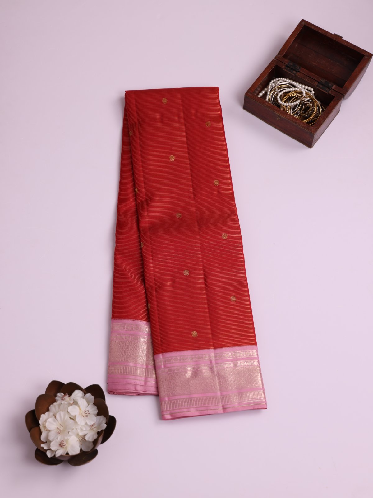 Red Vaira Oosi Kanjeevaram Silk Saree With Light Pink Border