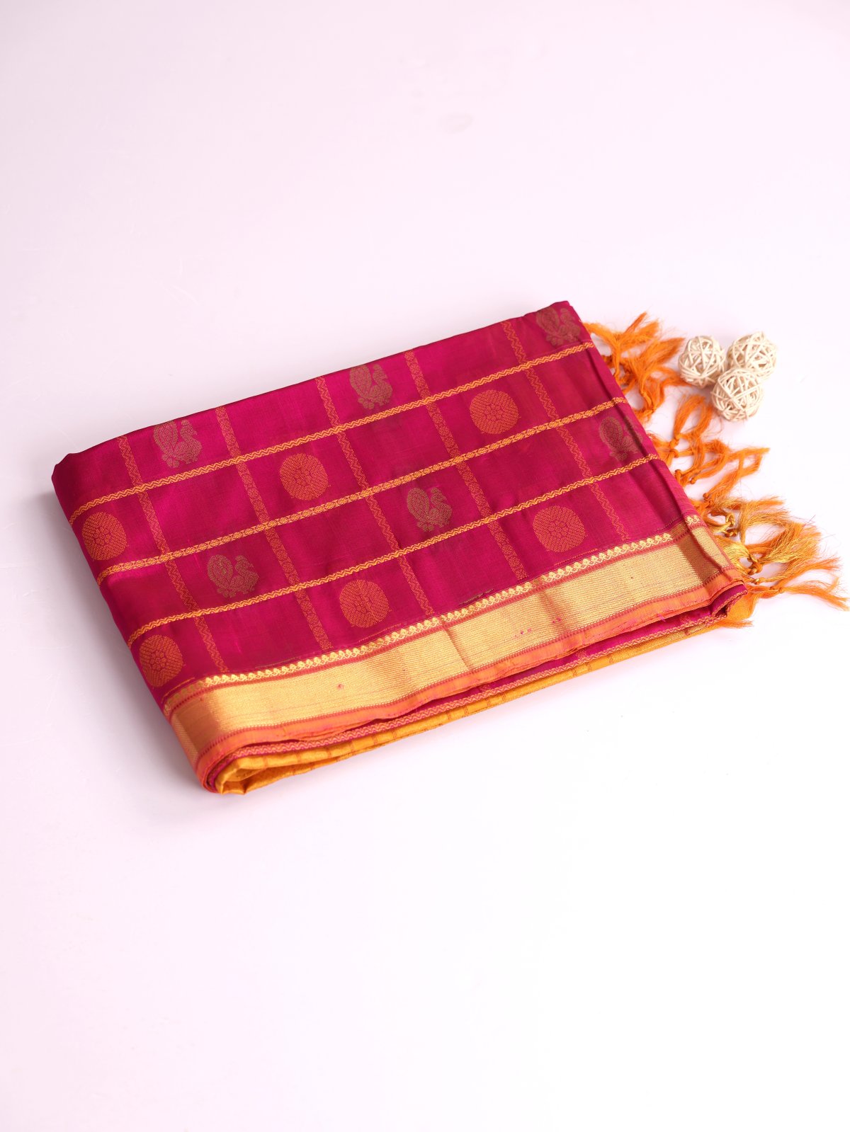 Magenta Checked Silk Cotton Saree With Zari Border