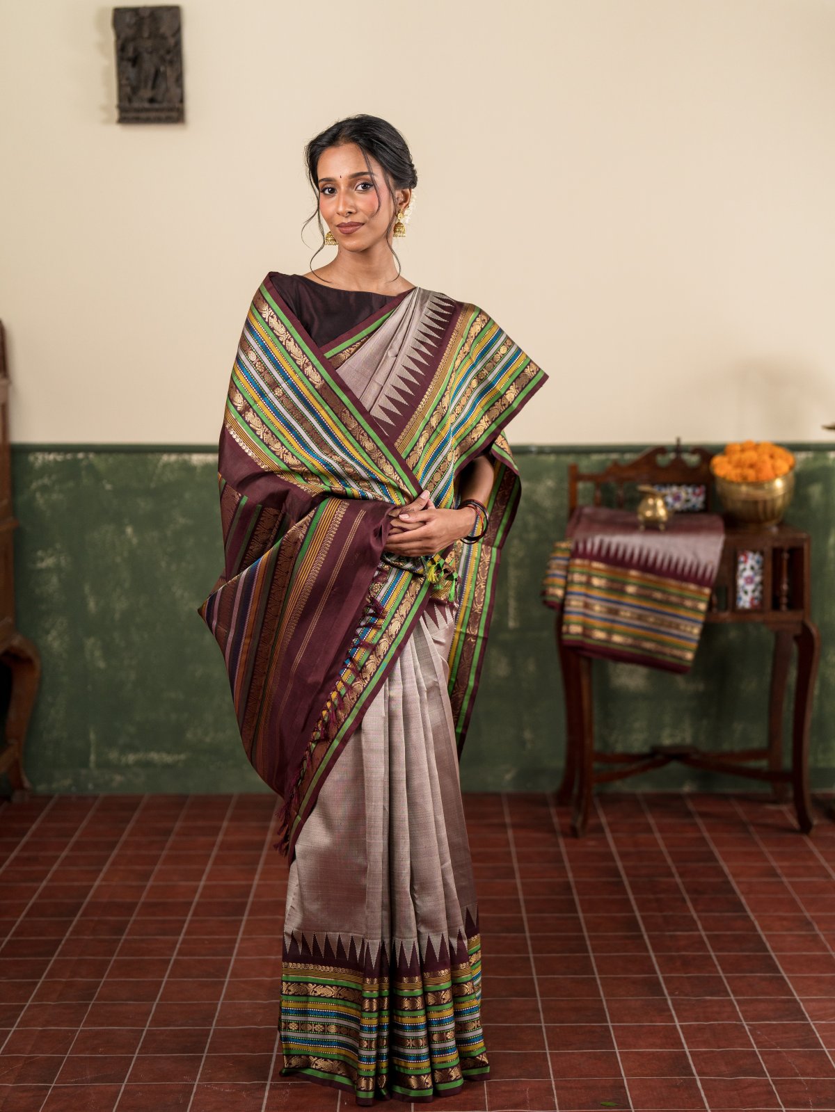 Vintage 126 - Mauve Taupe Kanjeevaram Silk Saree With Dark Brown Border