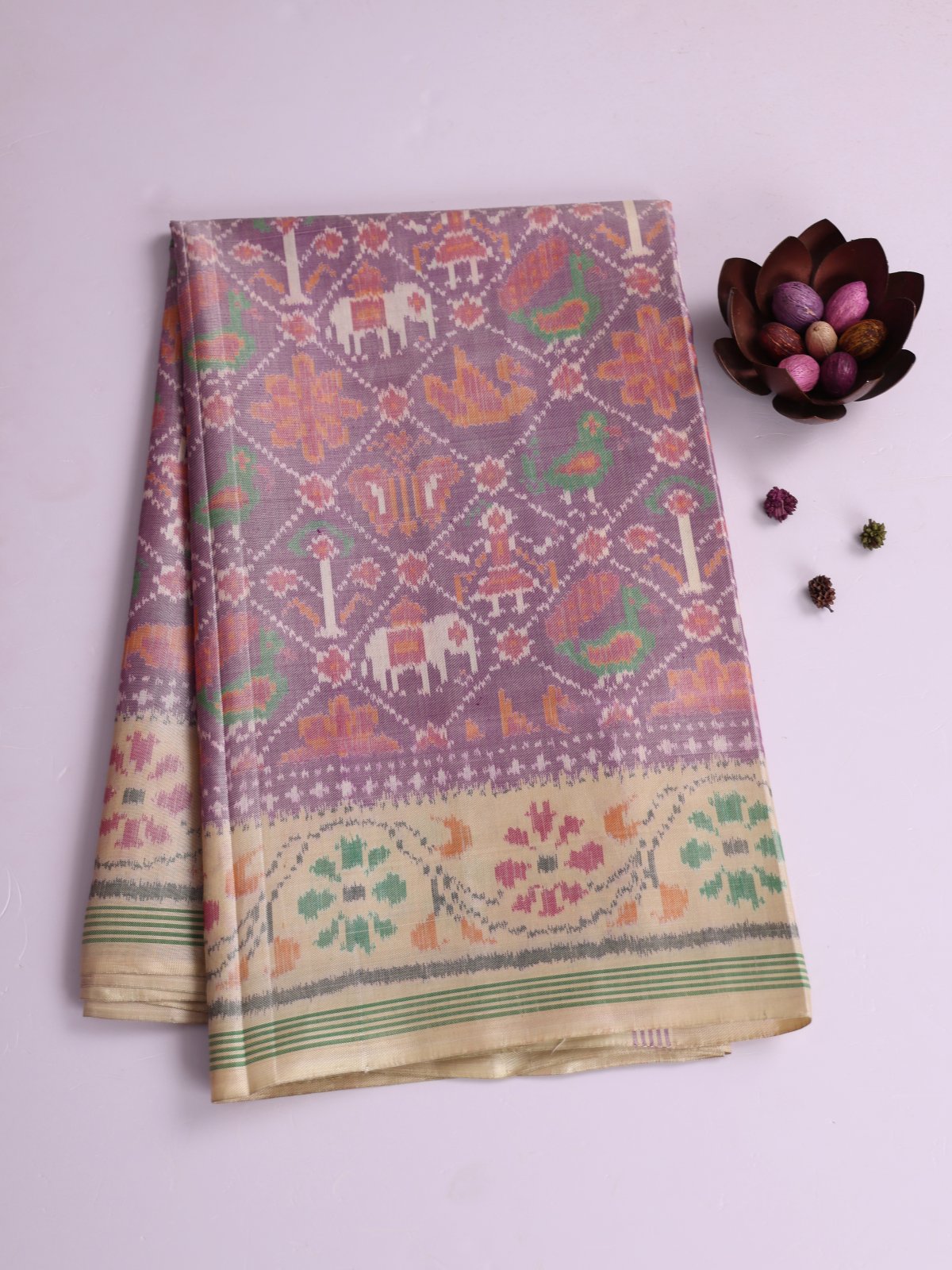 Lilac Patola Silk Saree With Cream Border