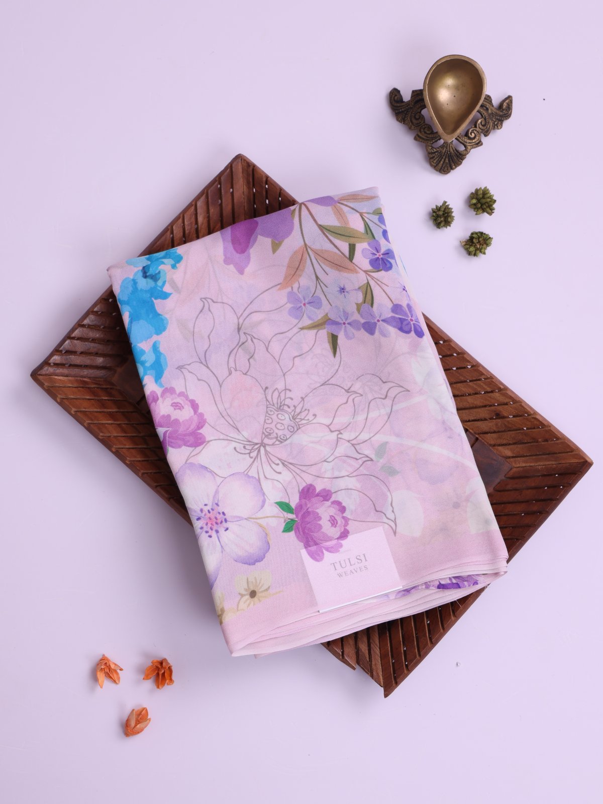 Light Lilac Floral Printed Georgette Silk Saree give