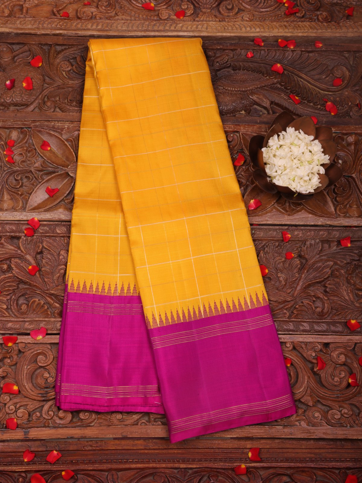 Womens Banarasi Soft Silk Saree In Pink Woven Design