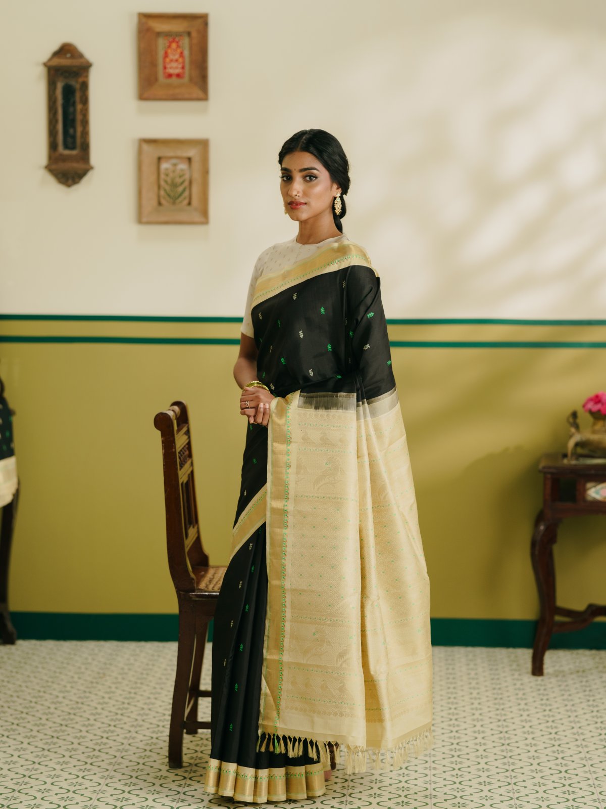 Vintage 28 - Black Kanjeevaram Silk Saree With Cream Border 