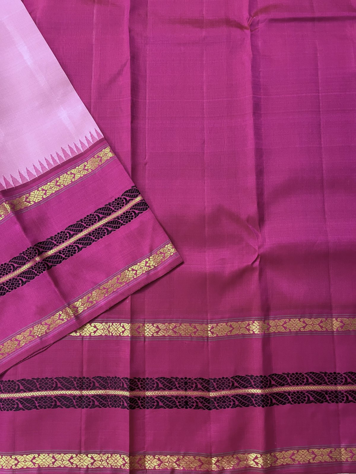 Handwoven Pink Kanjeevaram Silk Saree With Dark Pink Border