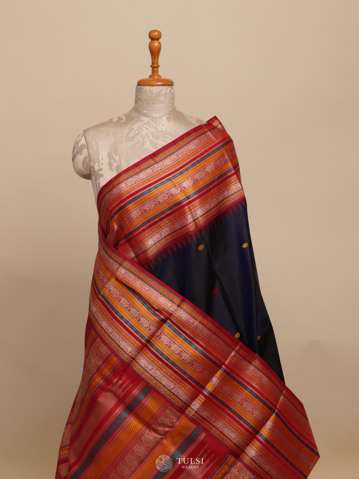 Navy Blue Kanjeevaram Pattu Pett Silk Saree