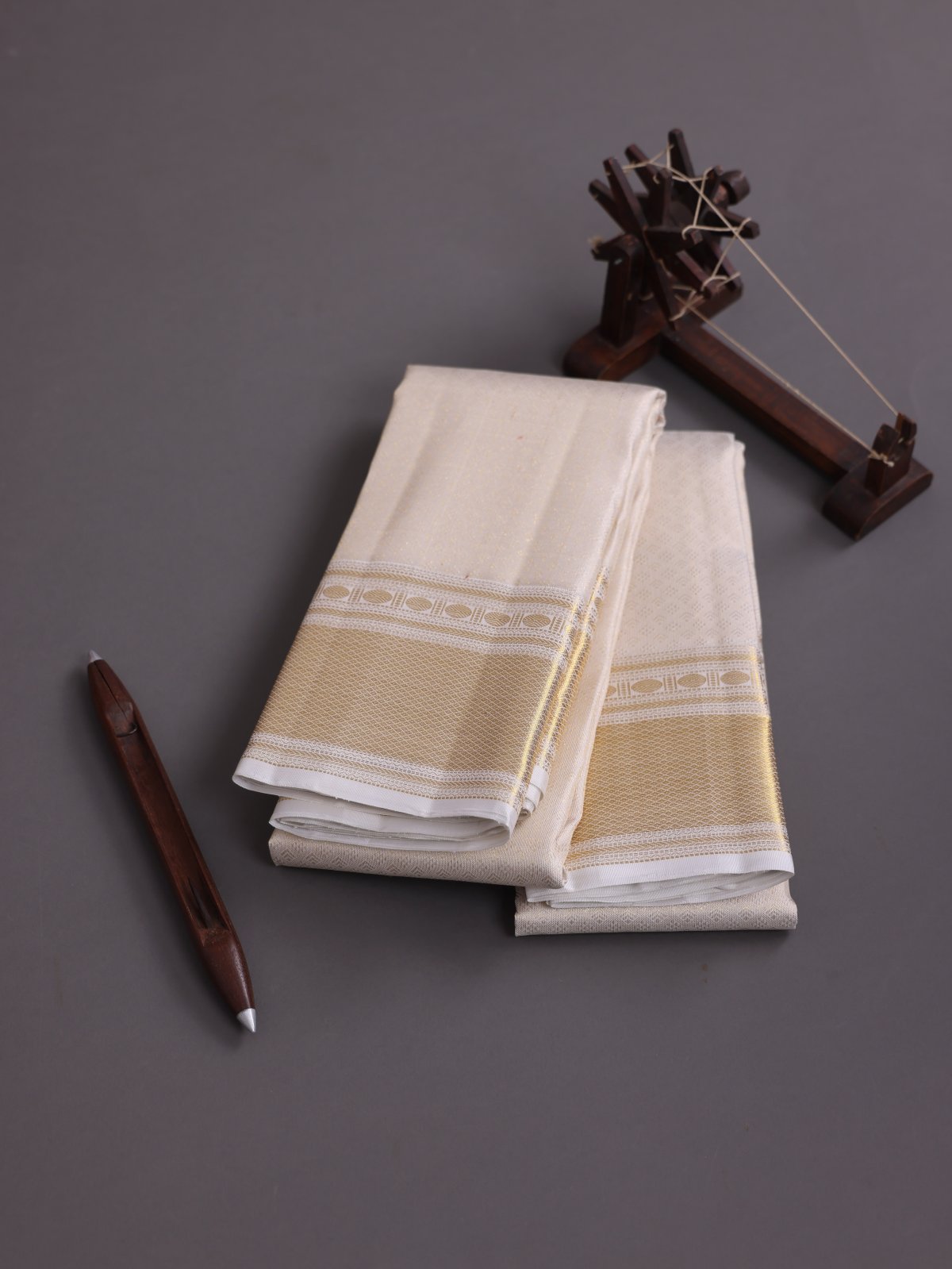 Off White Brocade Silk Dhoti And Vasthram With Zari Border