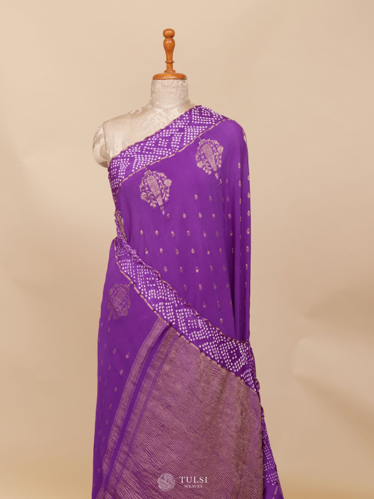 Lavender Banaras Crepe Silk Saree With Bandhini Border
