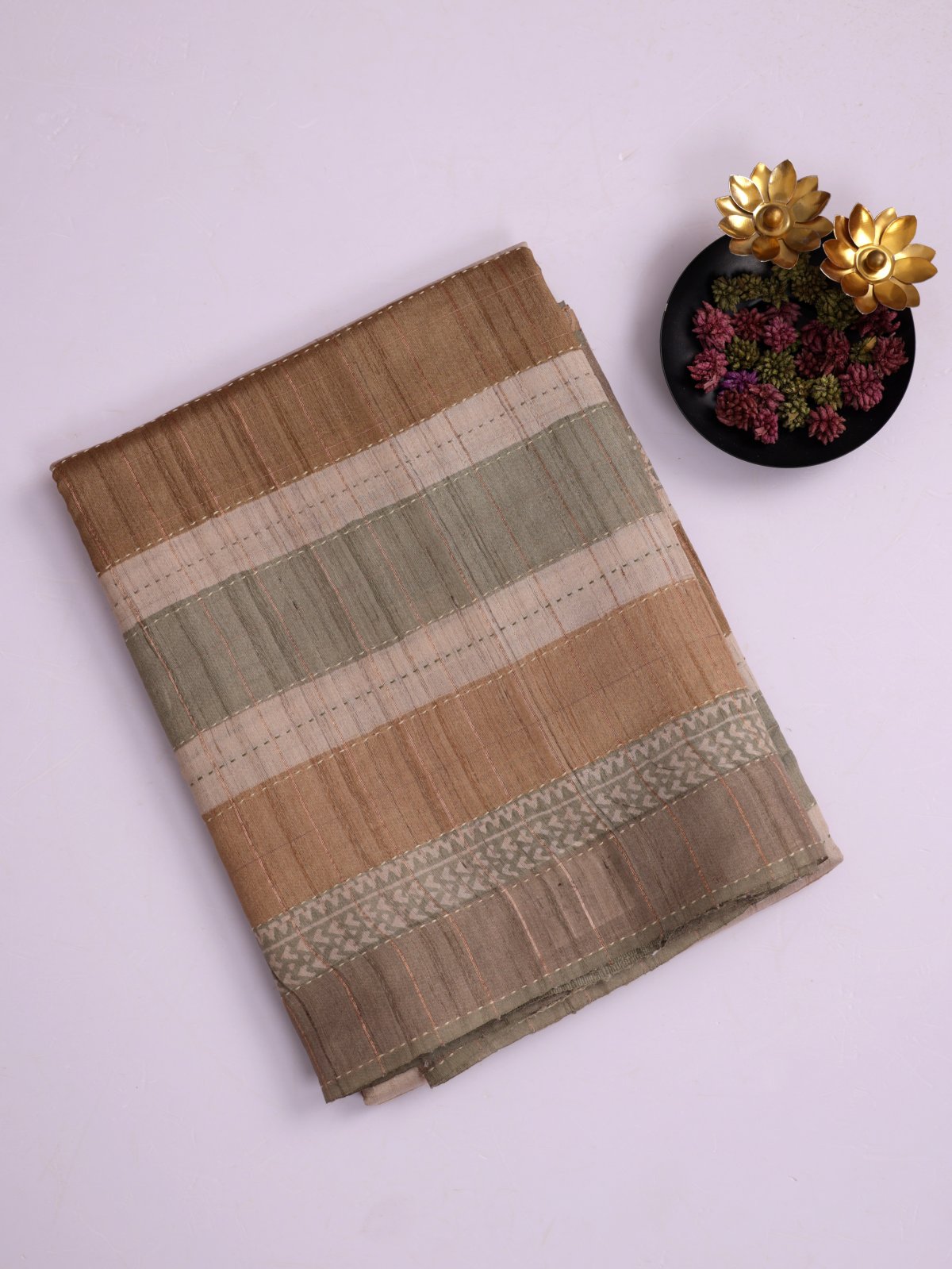 Multicolor Striped Printed Tussar Silk Saree With Kantha Embroidery