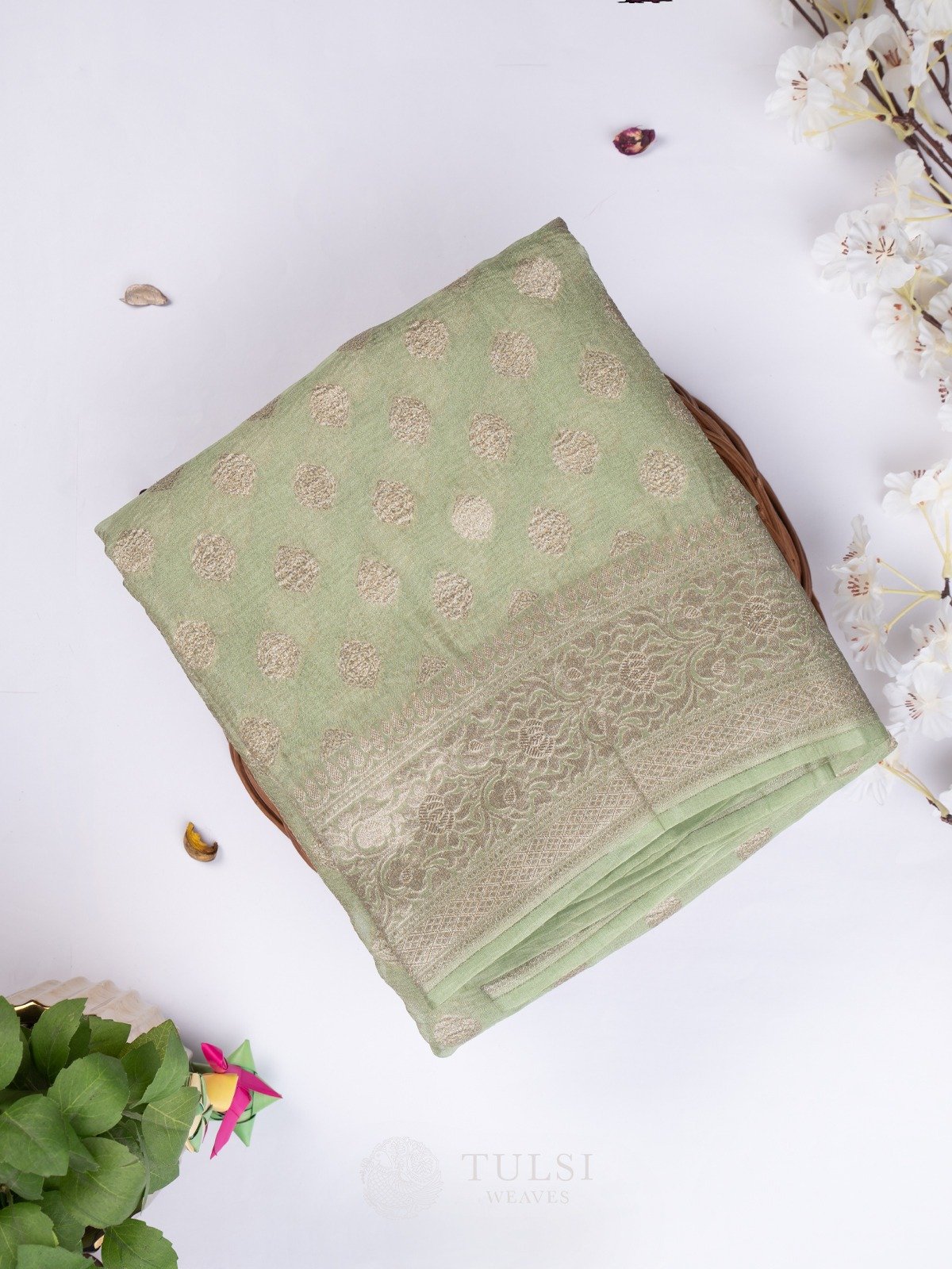 Green Crushed Organza Silk Saree