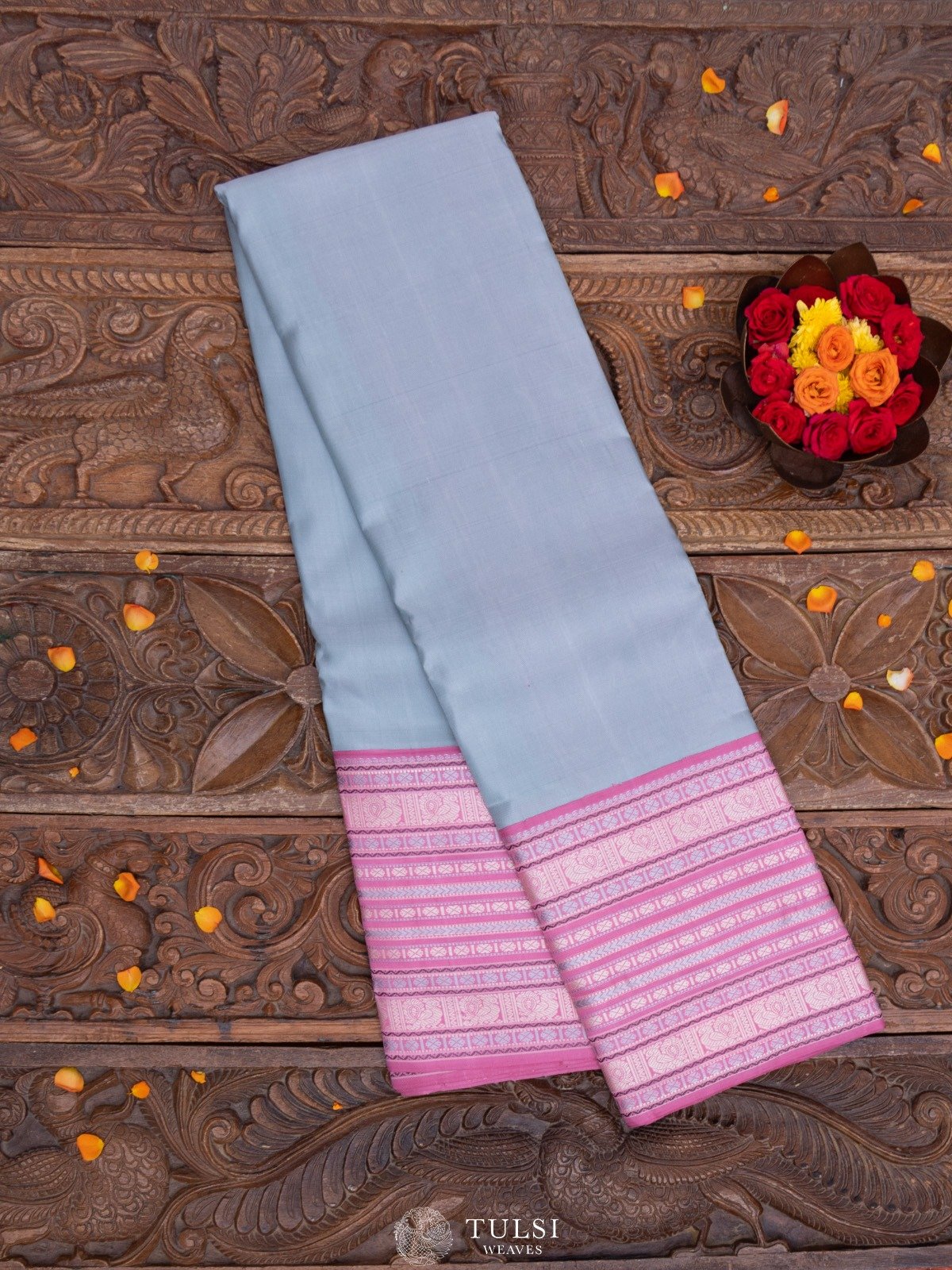 Pale Light Grayish Cyan Kanjeevaram Pattu Pett Silk Saree