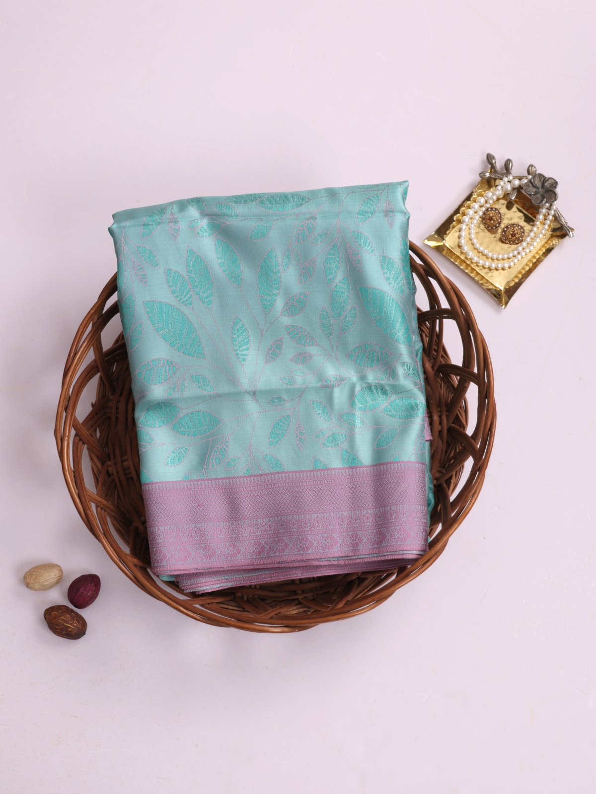 Light Sea Green Tanchoi Silk Saree 