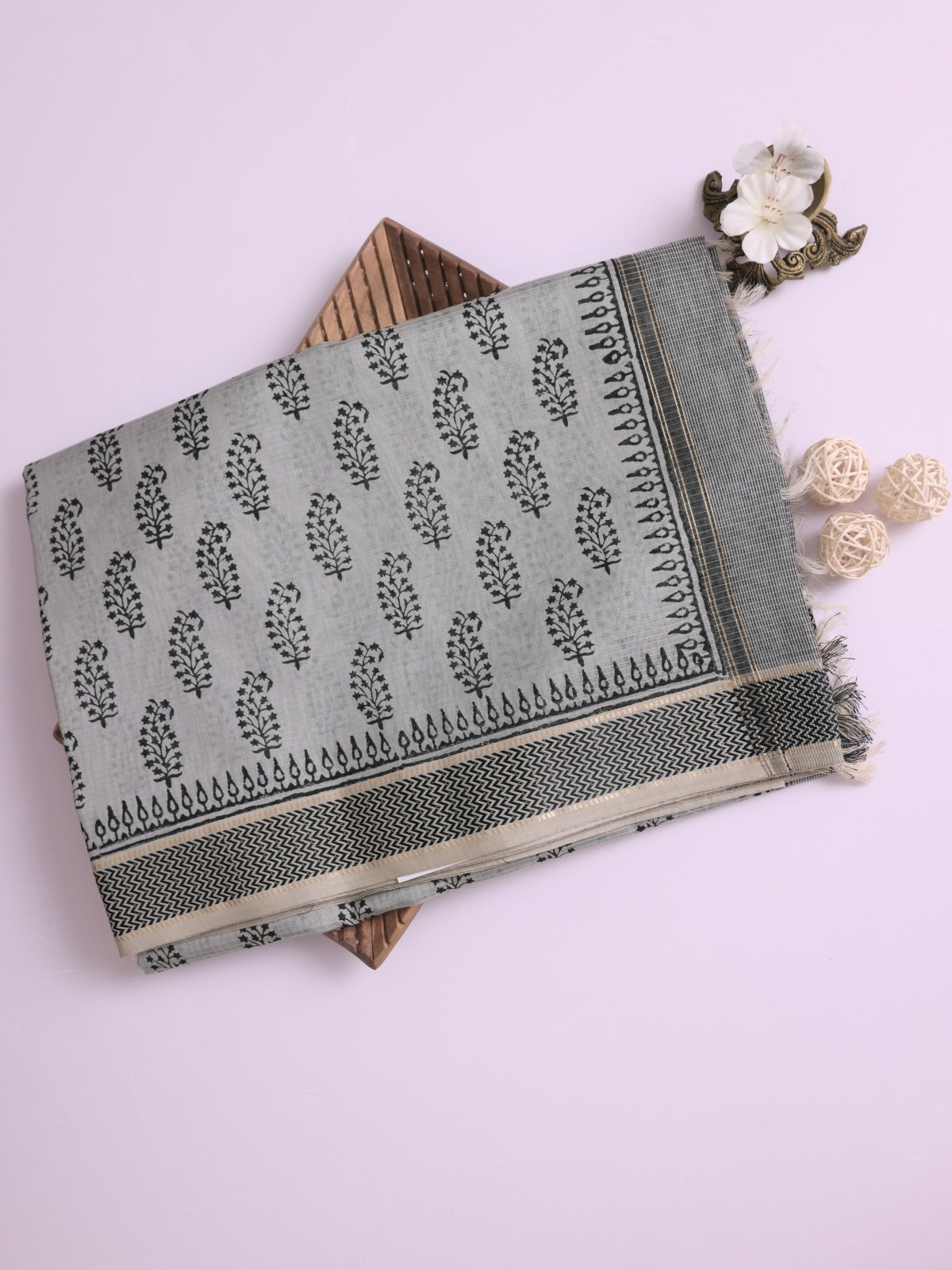 Dark Grey Maheswari Cotton Saree
