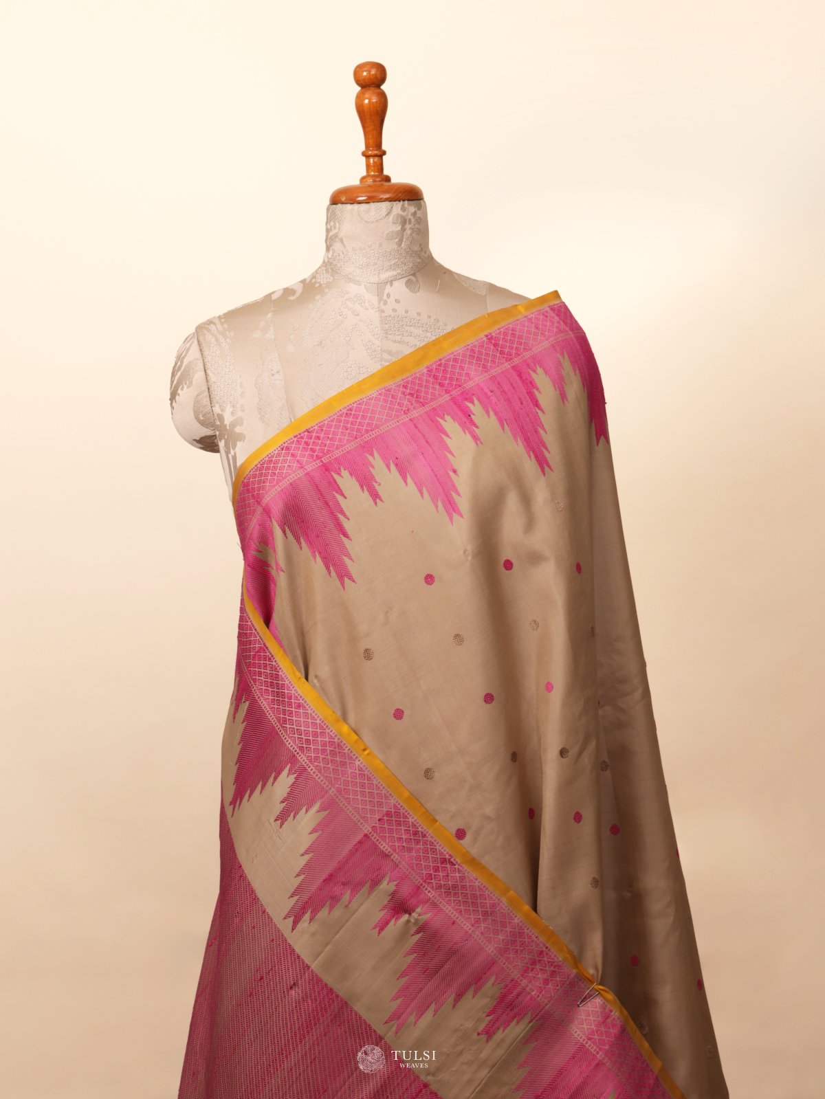 Beige Gadwal with Pink Border Silk Saree