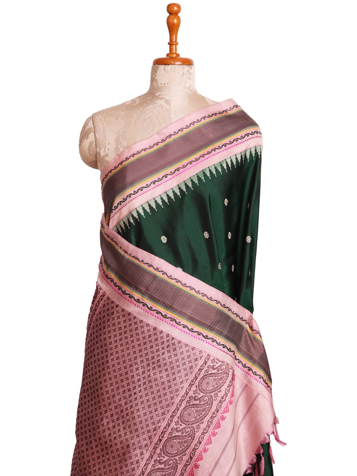 Dark Green Gadwal Silk Saree With Baby Pink Pattupettu Border