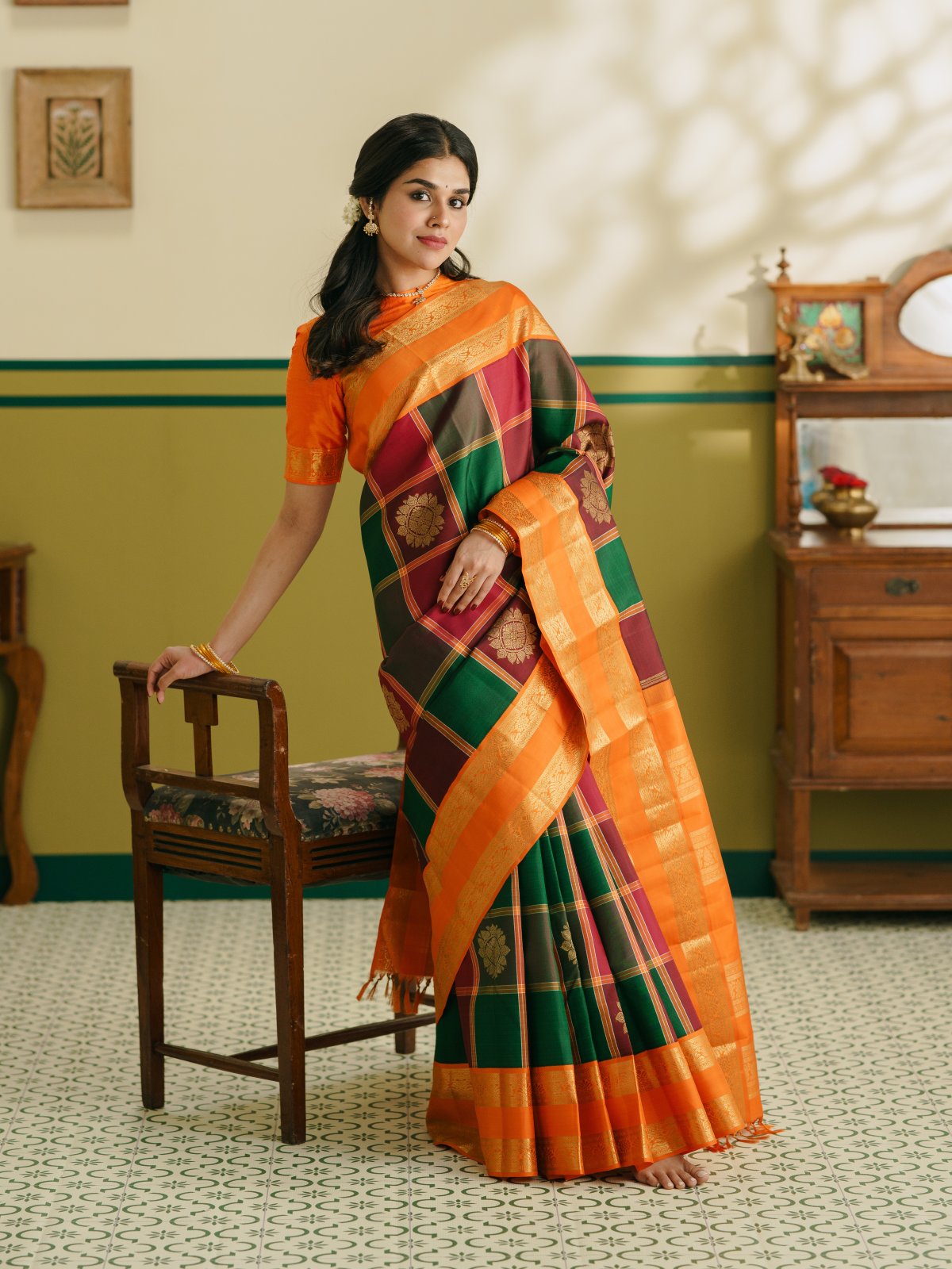 Vintage 27 - Palum Pazhamum Checked Kanjeevaram Silk Saree With Orange Border