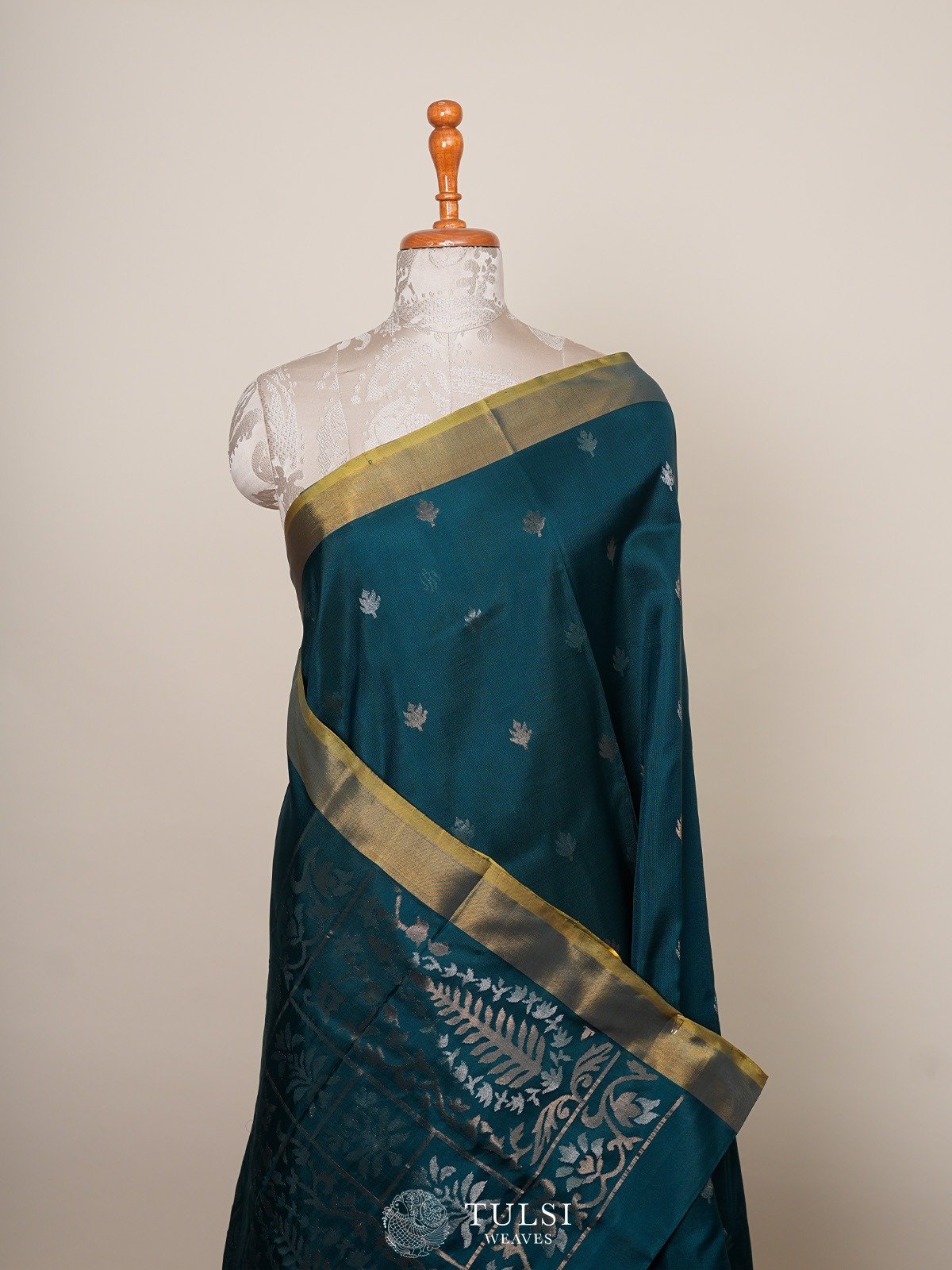 Deepsea Green Uppada Silk Saree