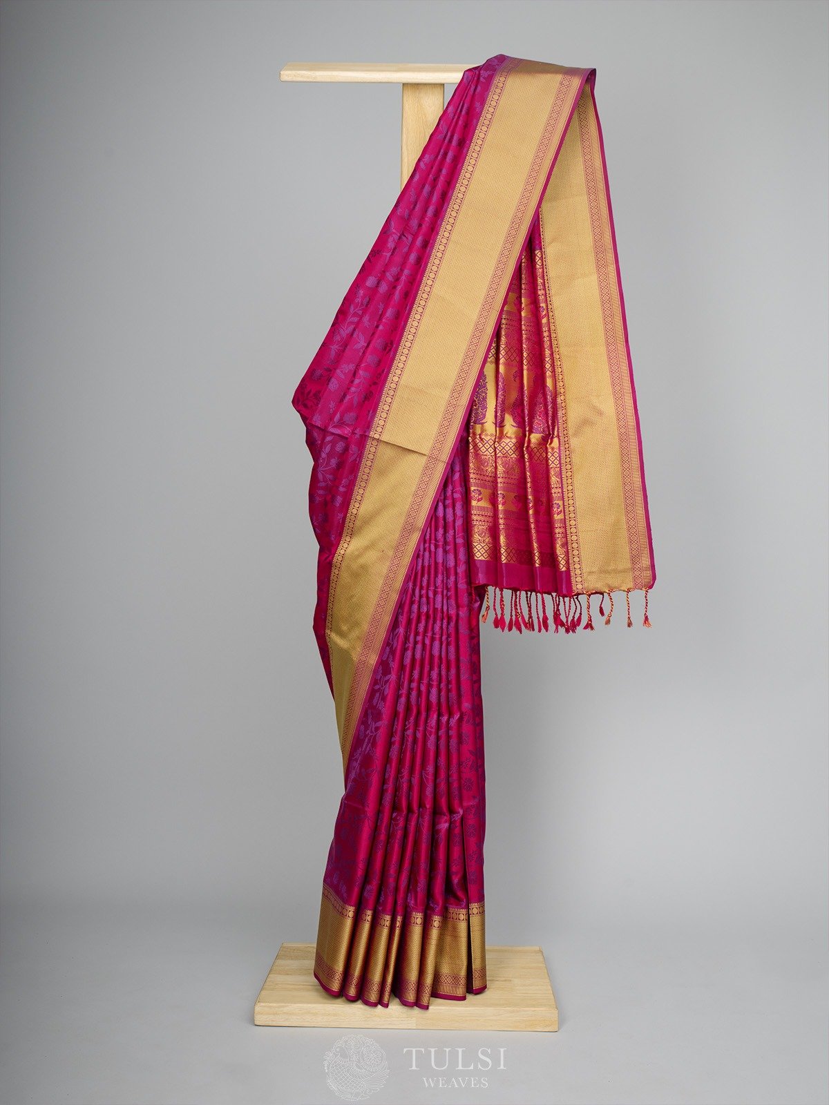 Pink Tanchoi Silk Saree